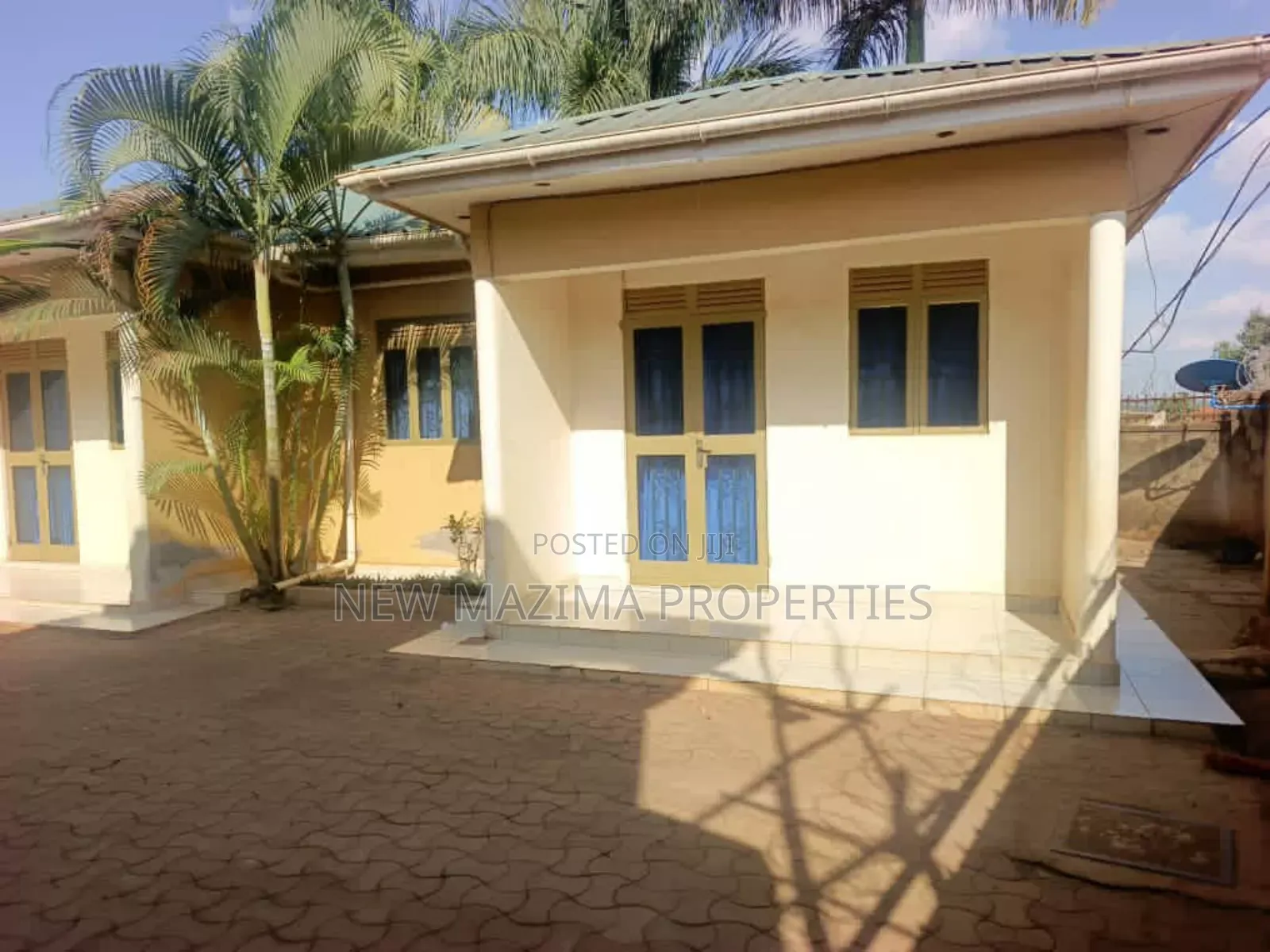 6bdrm House in Kira Mamerito Rd, Central Division for sale in Central Division