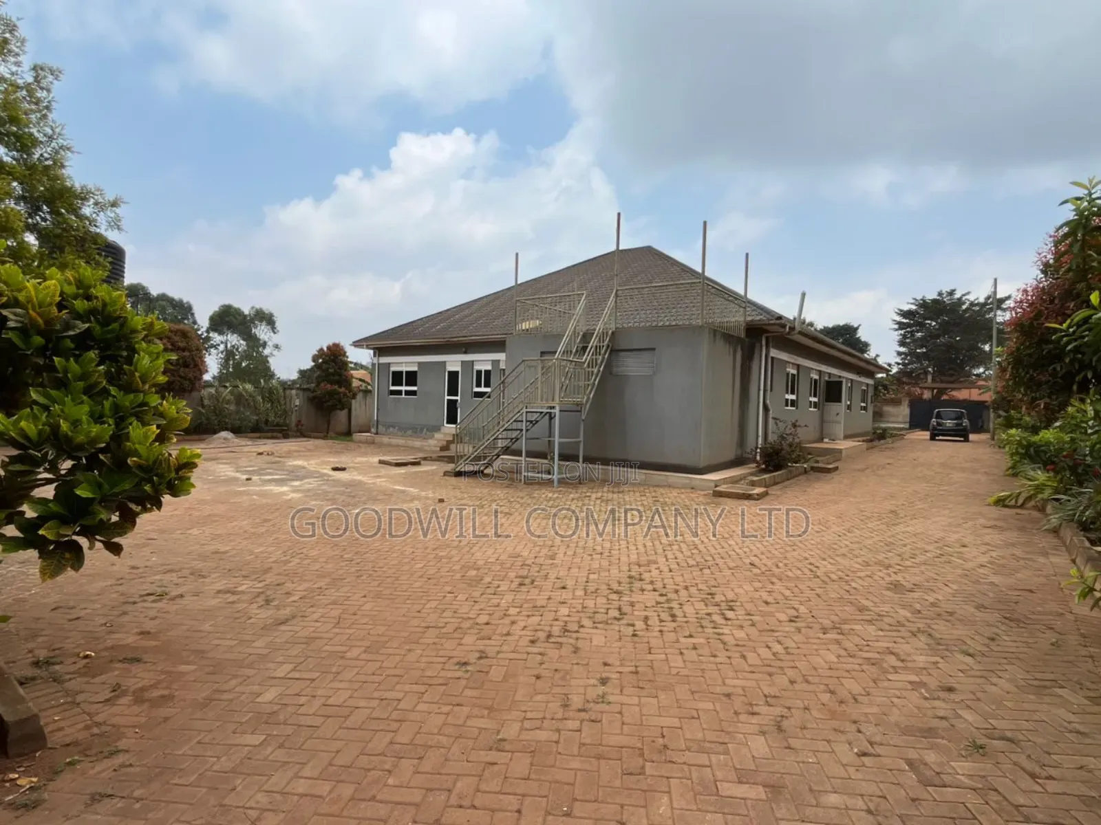 5bdrm House in Burondo Wakiso, Central Division for sale in Central Division