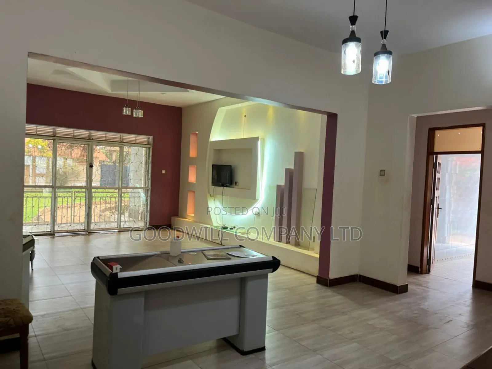 5bdrm House in Burondo Wakiso, Central Division for sale in Central Division