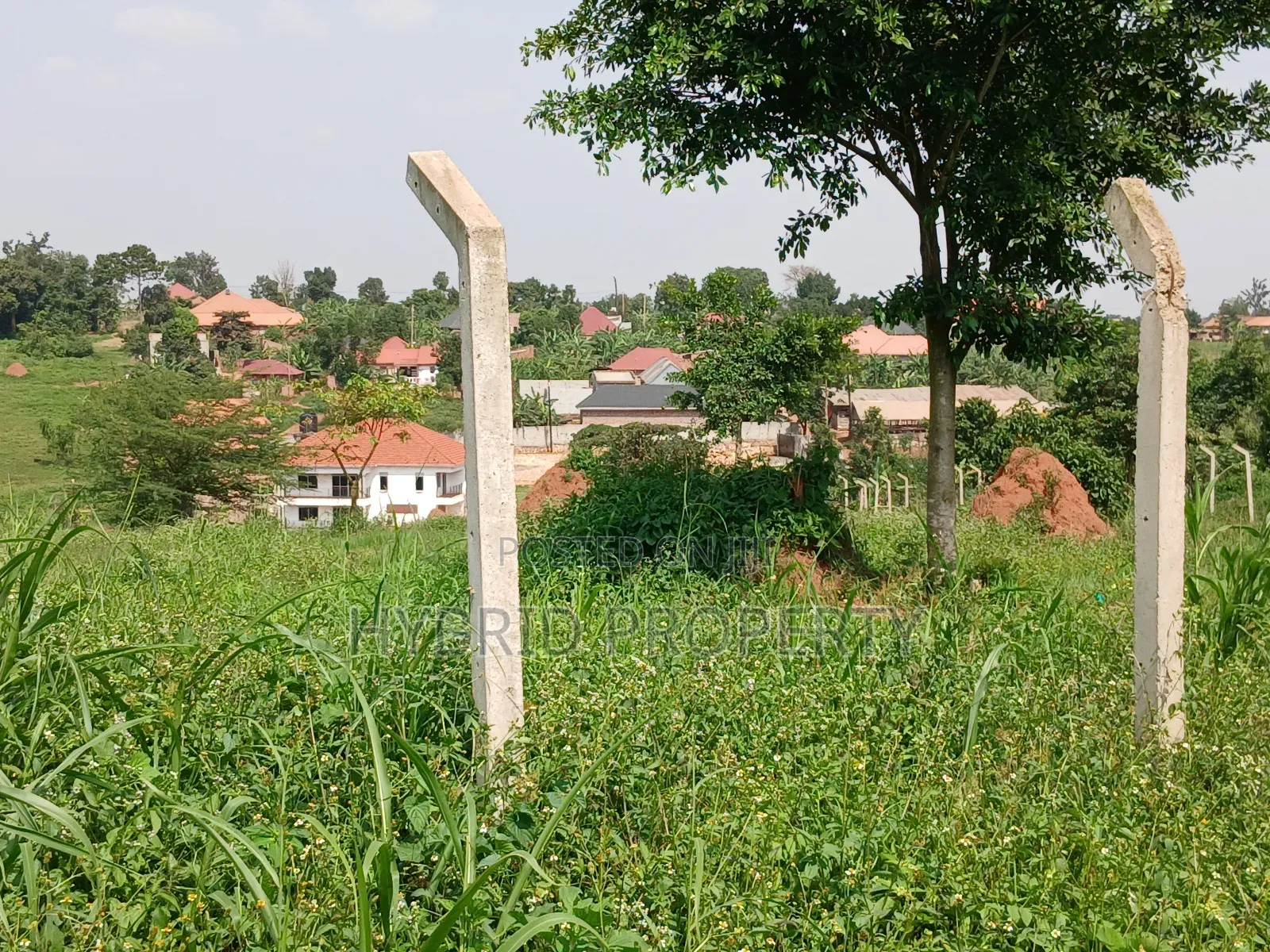 1acre of Land for Sale at Wakiso~Bulabakulu Along Hoima Road. in Wakiso / Wakiso