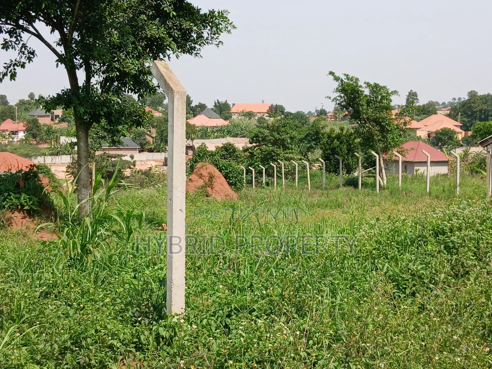 1acre of Land for Sale at Wakiso~Bulabakulu Along Hoima Road. in Wakiso / Wakiso