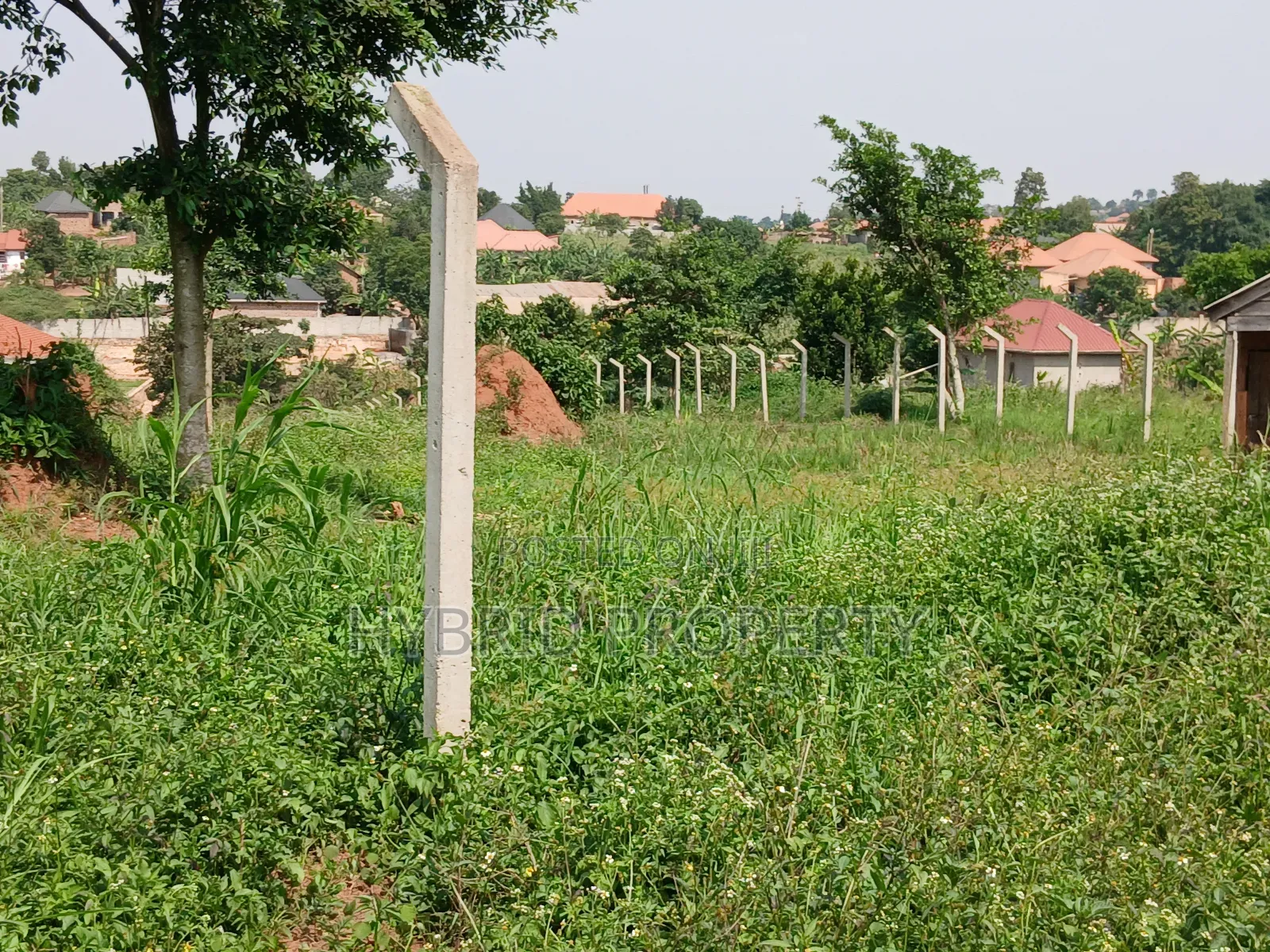 1acre of Land for Sale at Wakiso~Bulabakulu Along Hoima Road. in Wakiso / Wakiso