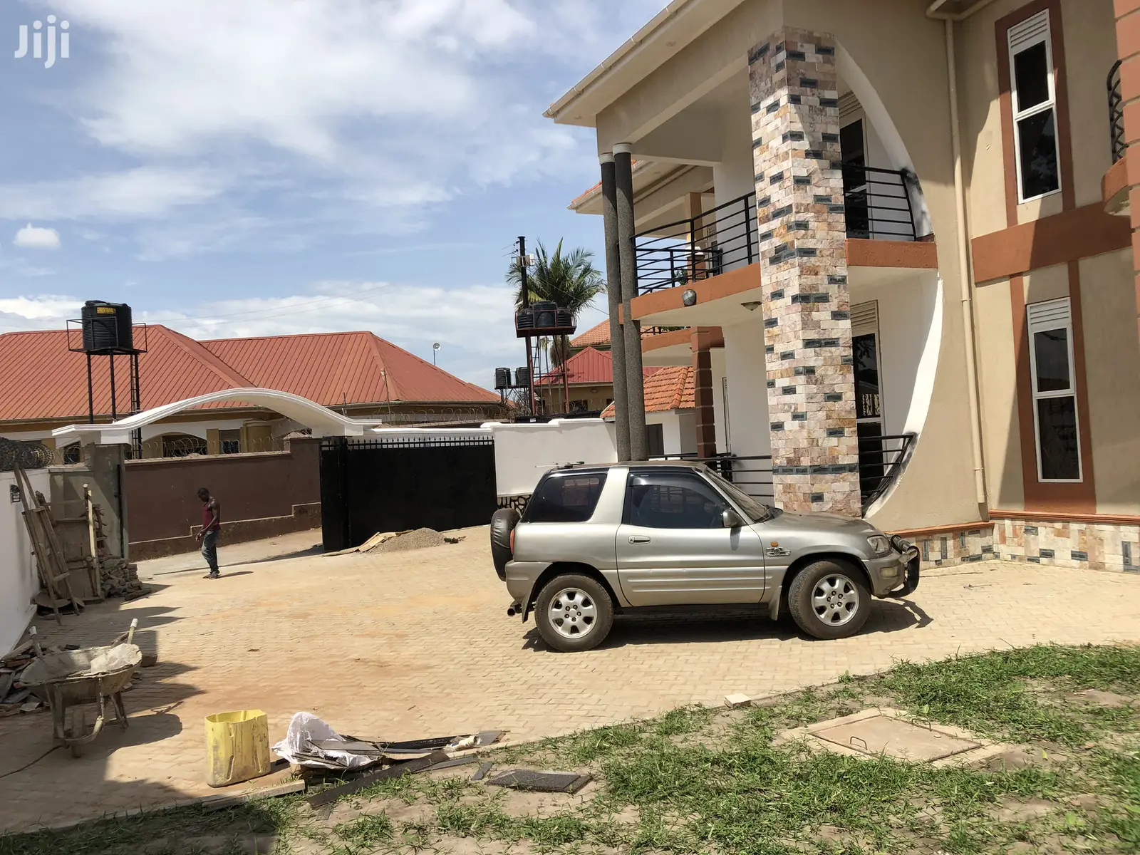 Najjera First Class Mansion on Sell in Kampala