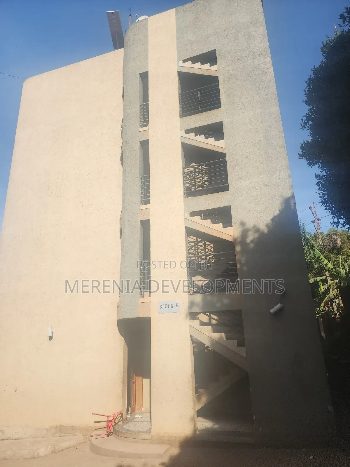 2bdrm Apartment in Kisuggu, Makindye for rent in Makindye