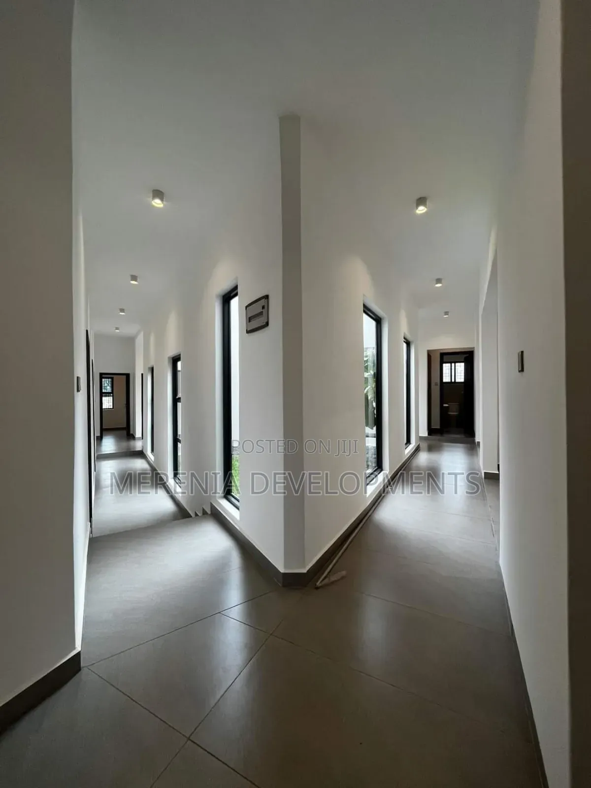 3bdrm Bungalow in Bugoloobi, Nakawa for sale in Nakawa