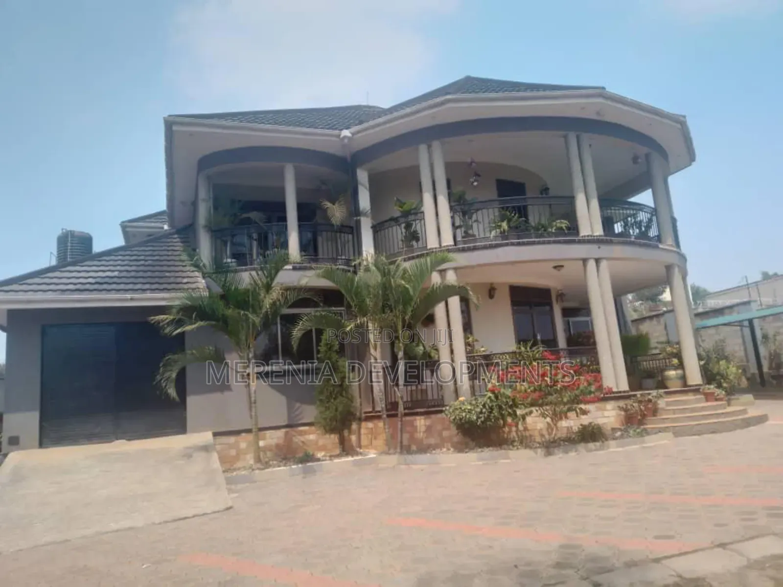8bdrm House in Komamboga, Kawempe for sale in Kawempe