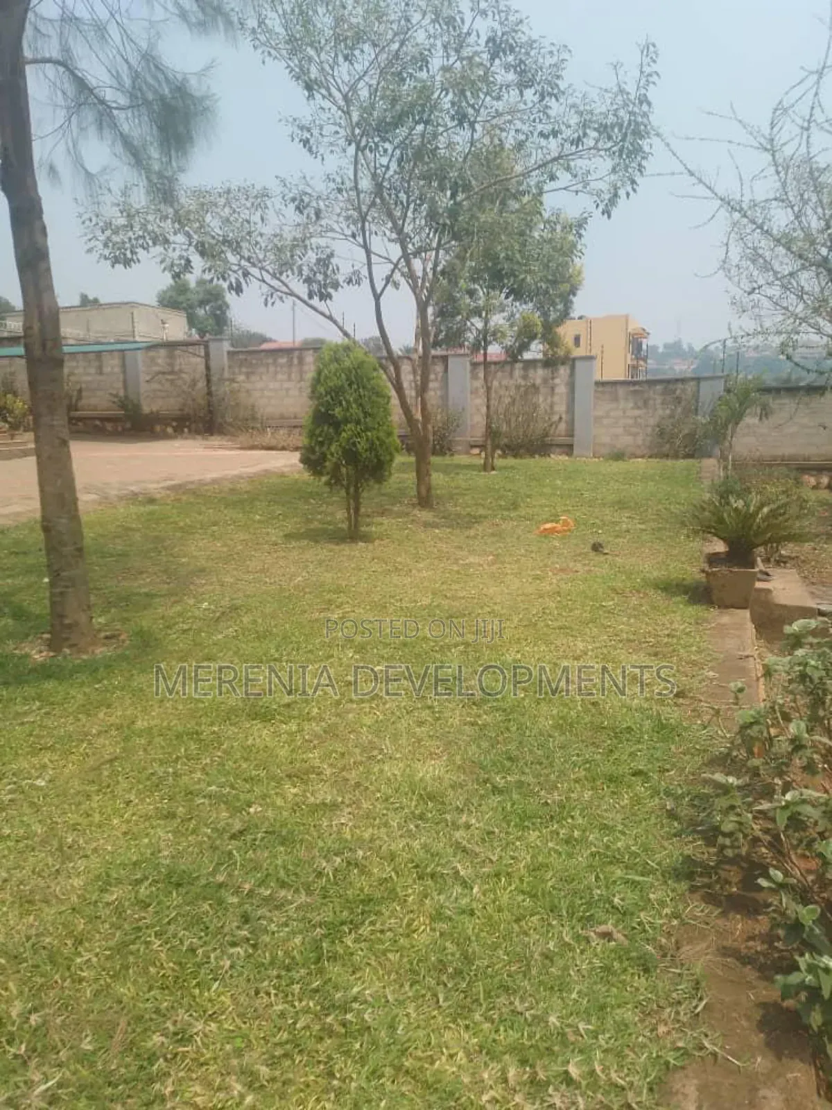 8bdrm House in Komamboga, Kawempe for sale in Kawempe