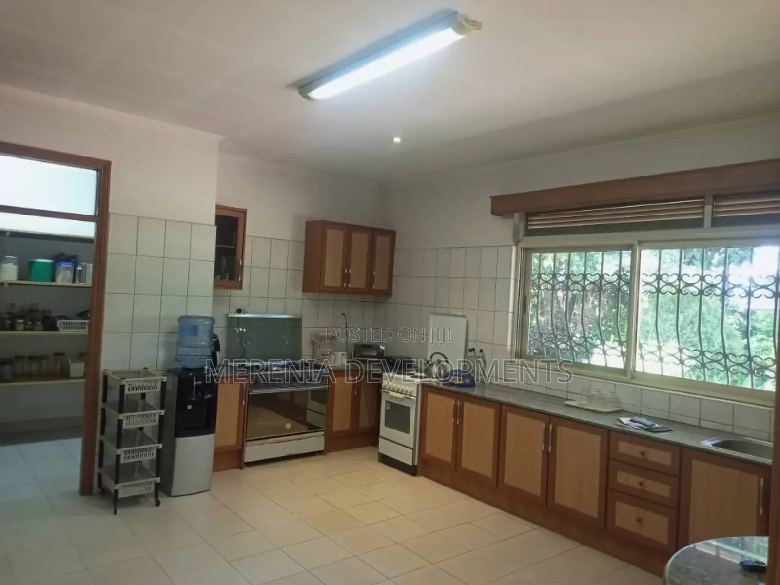 5bdrm House in Kiwatule, Nakawa for sale in Nakawa