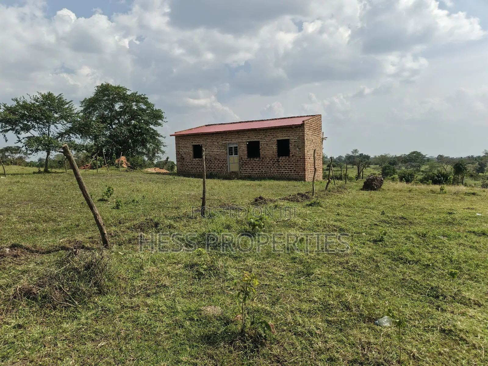 Bisozi-Kamwenge Farmland on Sale in Kamwenge