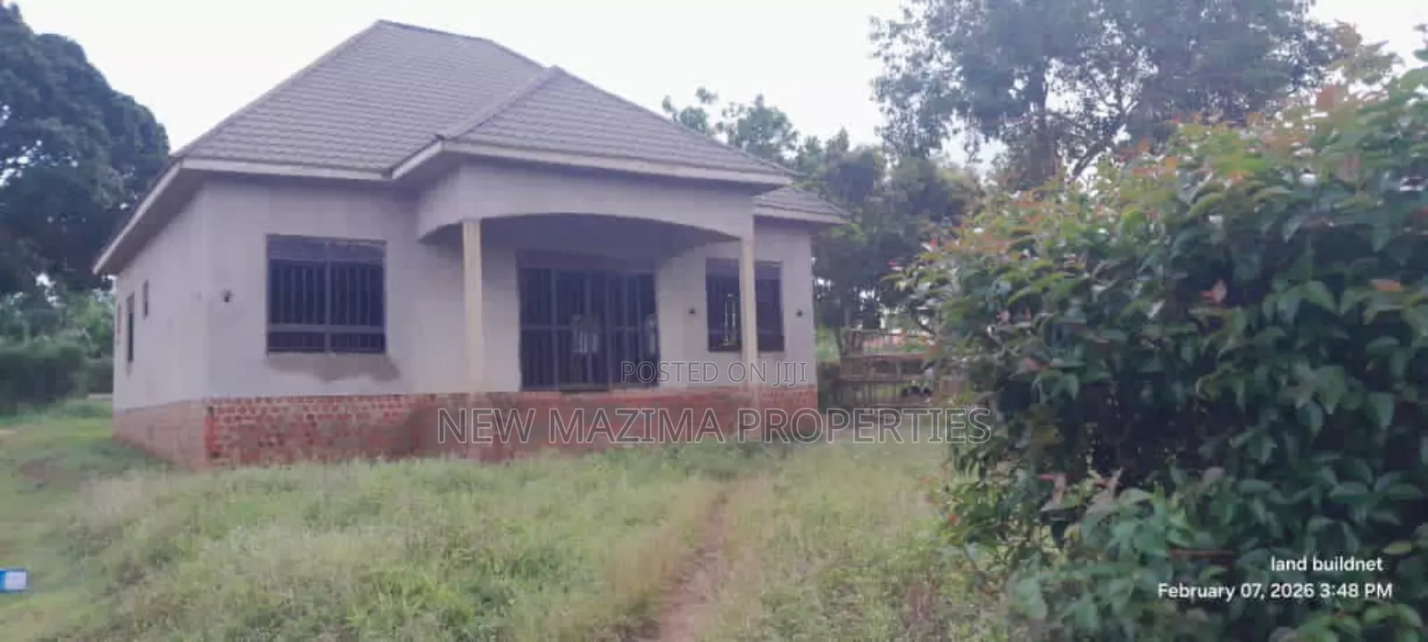 4bdrm Bungalow in Bujjuko Town, Central Division for sale in Central Division
