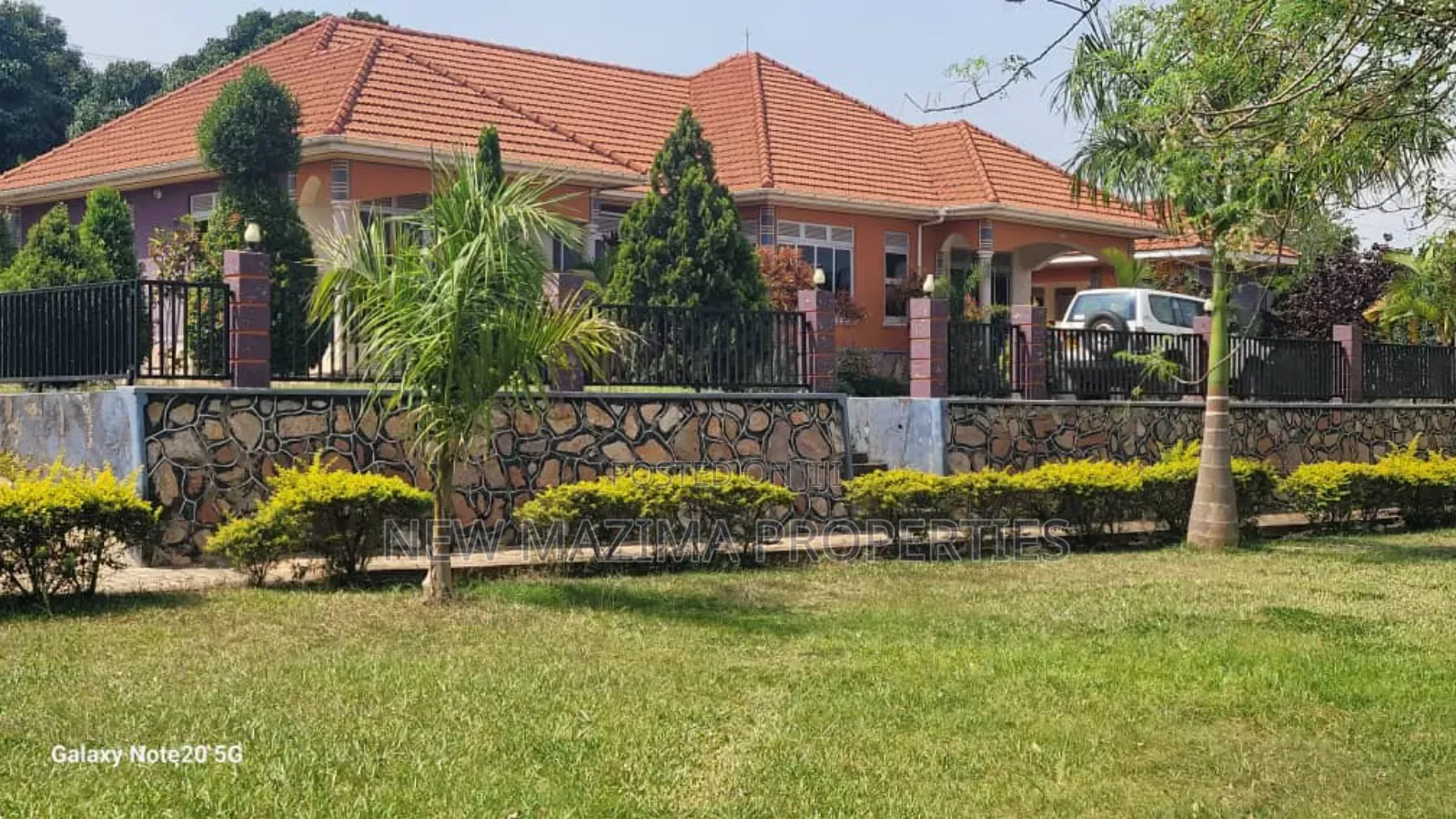7bdrm Bungalow in Kitala Ntebe Rd, Central Division for rent in Central Division