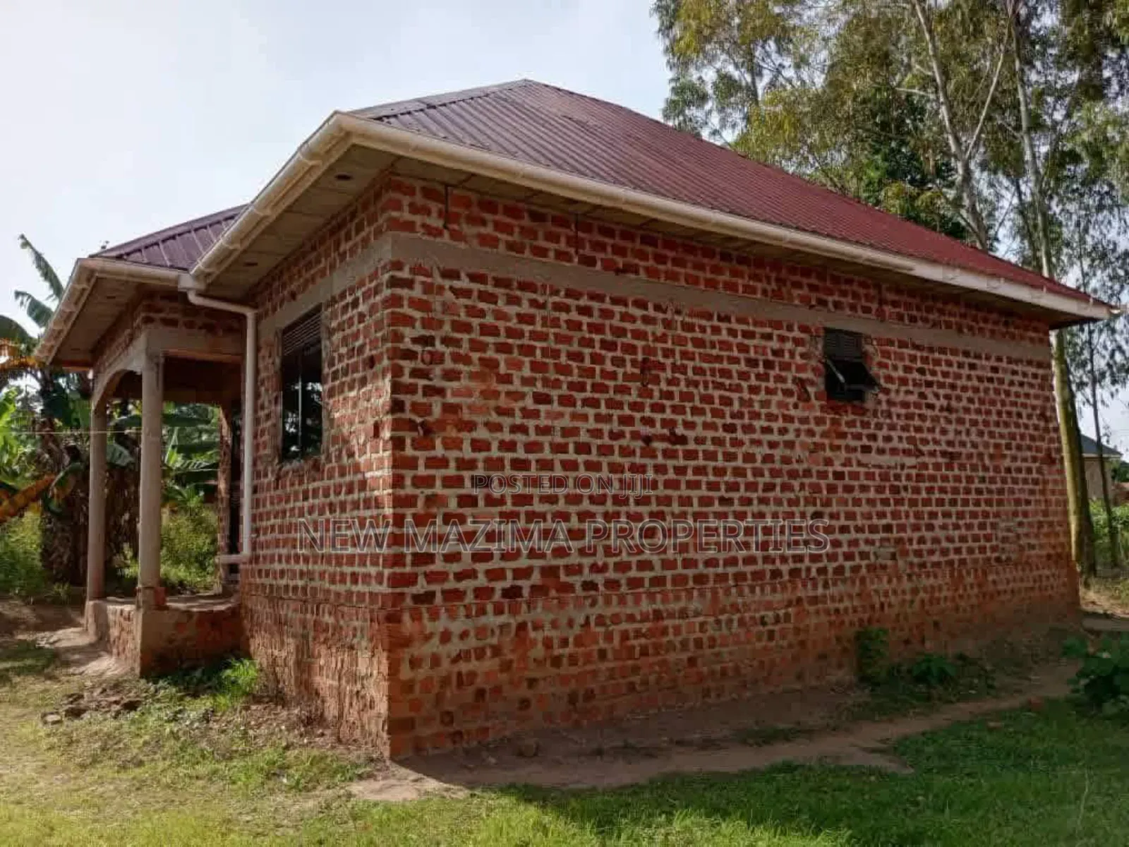 2bdrm House in Kakengerenge Town, Central Division for sale in Central Division
