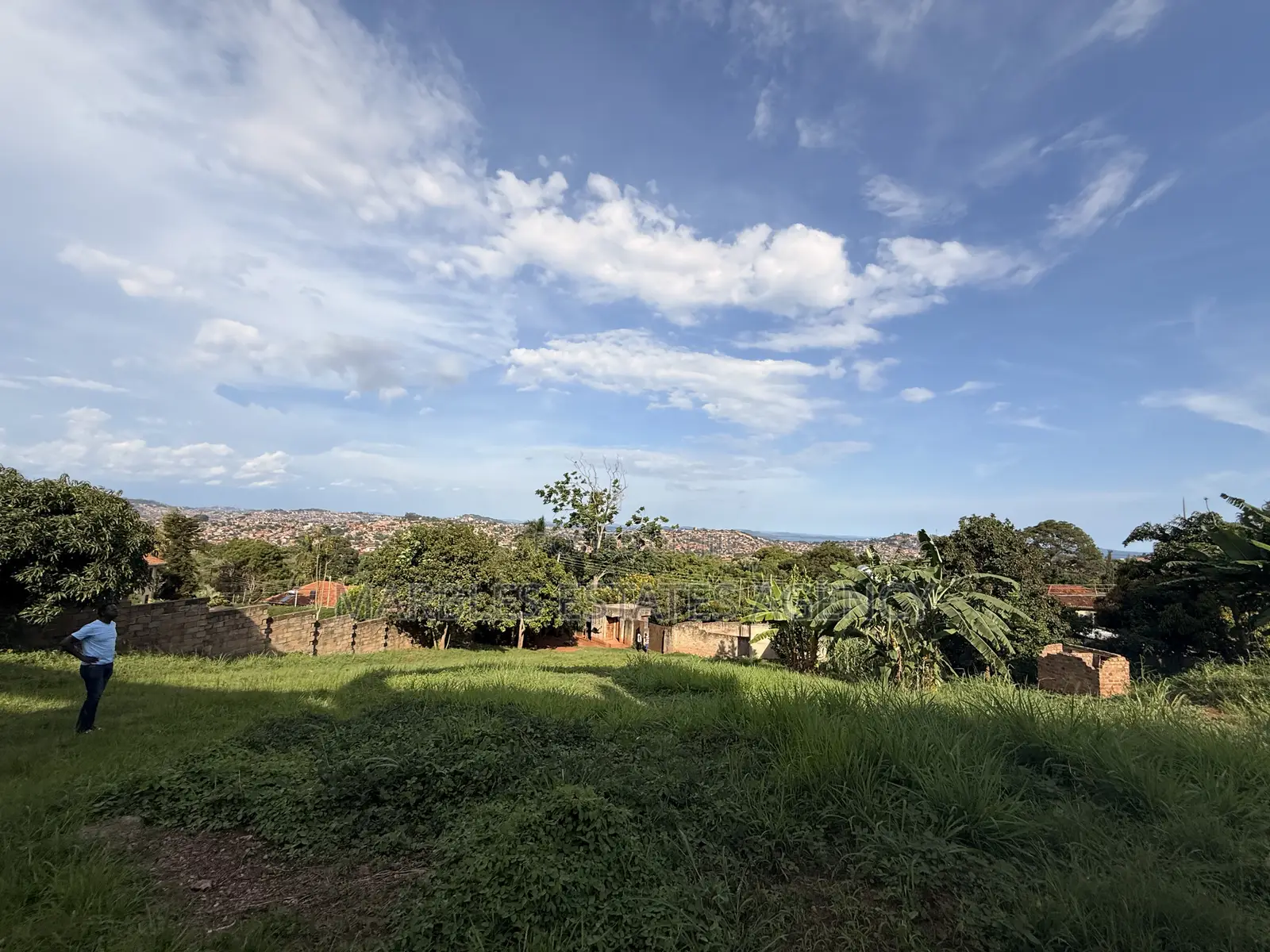 1 Acre for Sale in Lubowa in Central Division