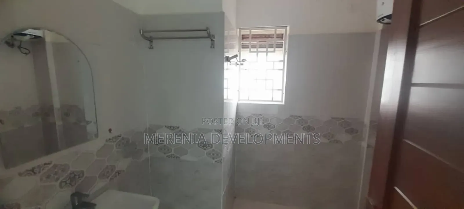 3bdrm Apartment in Muyenga, Makindye for rent in Makindye
