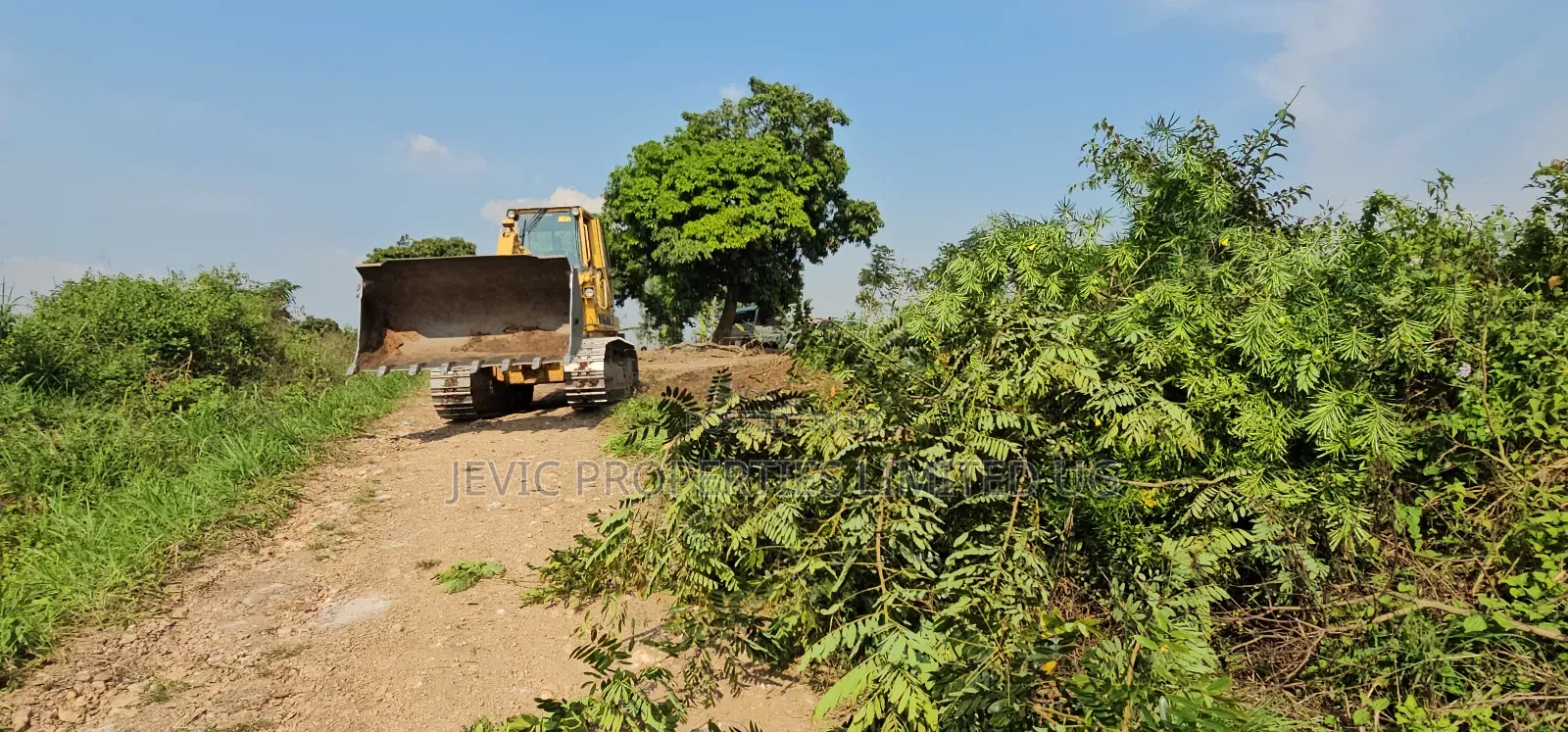 Plots on Hot Sale Oly 5/ 54 Still Stand at Kakiri 2 M Ugx in Wakiso / Wakiso