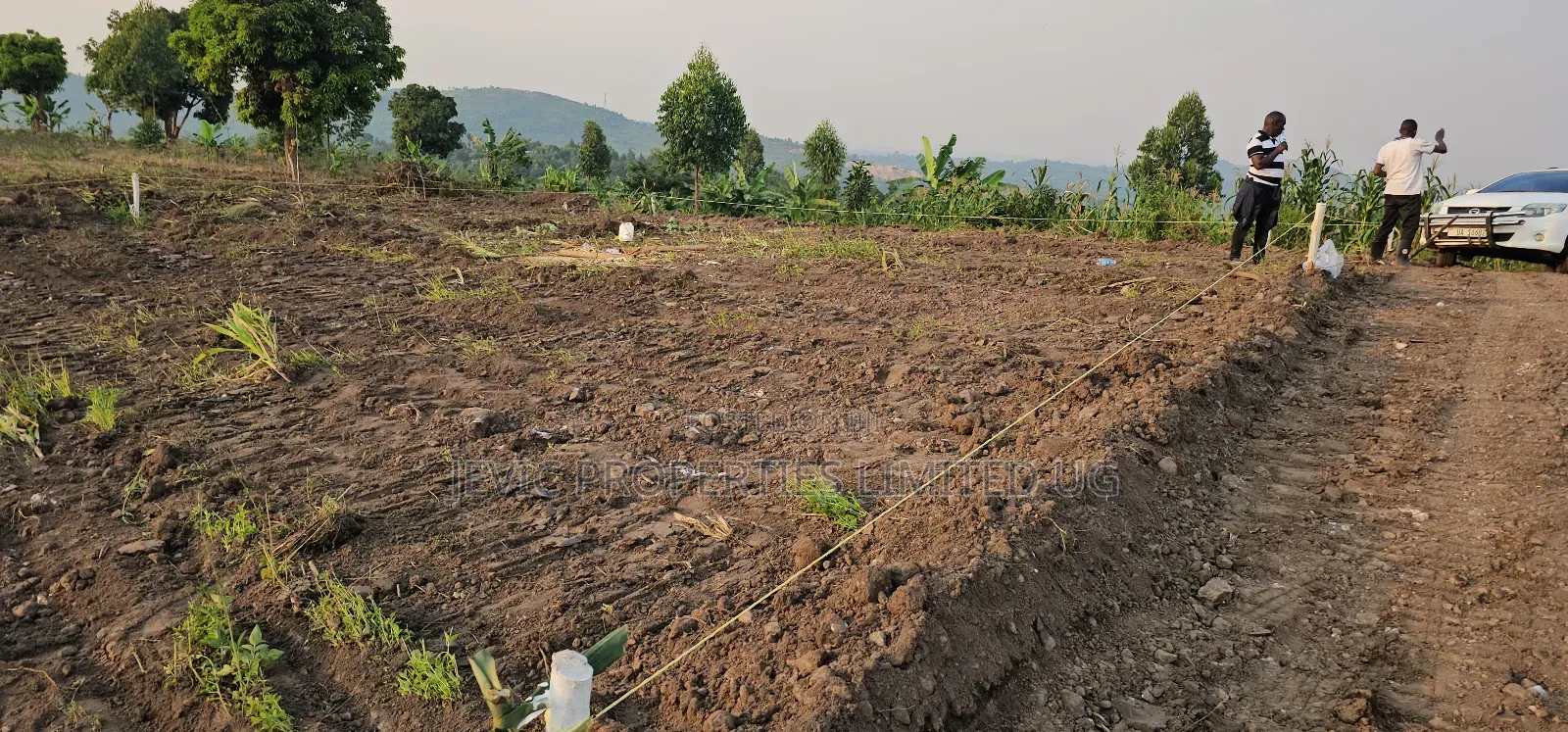 Am Challenging You That 2 M Ugx Can Get a Plot of Land at Kakiri in Wakiso / Wakiso