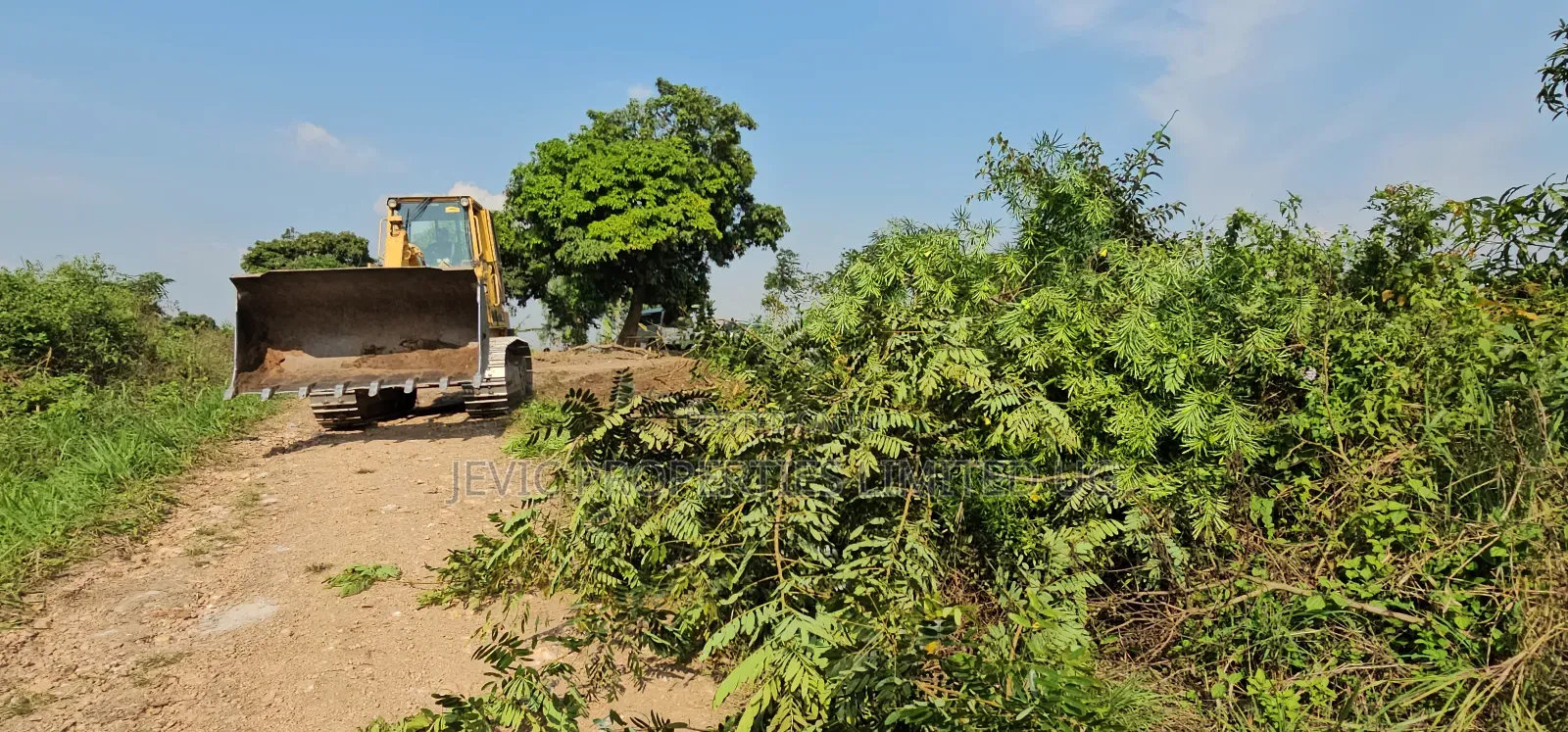 Am Challenging You That 2 M Ugx Can Get a Plot of Land at Kakiri in Wakiso / Wakiso