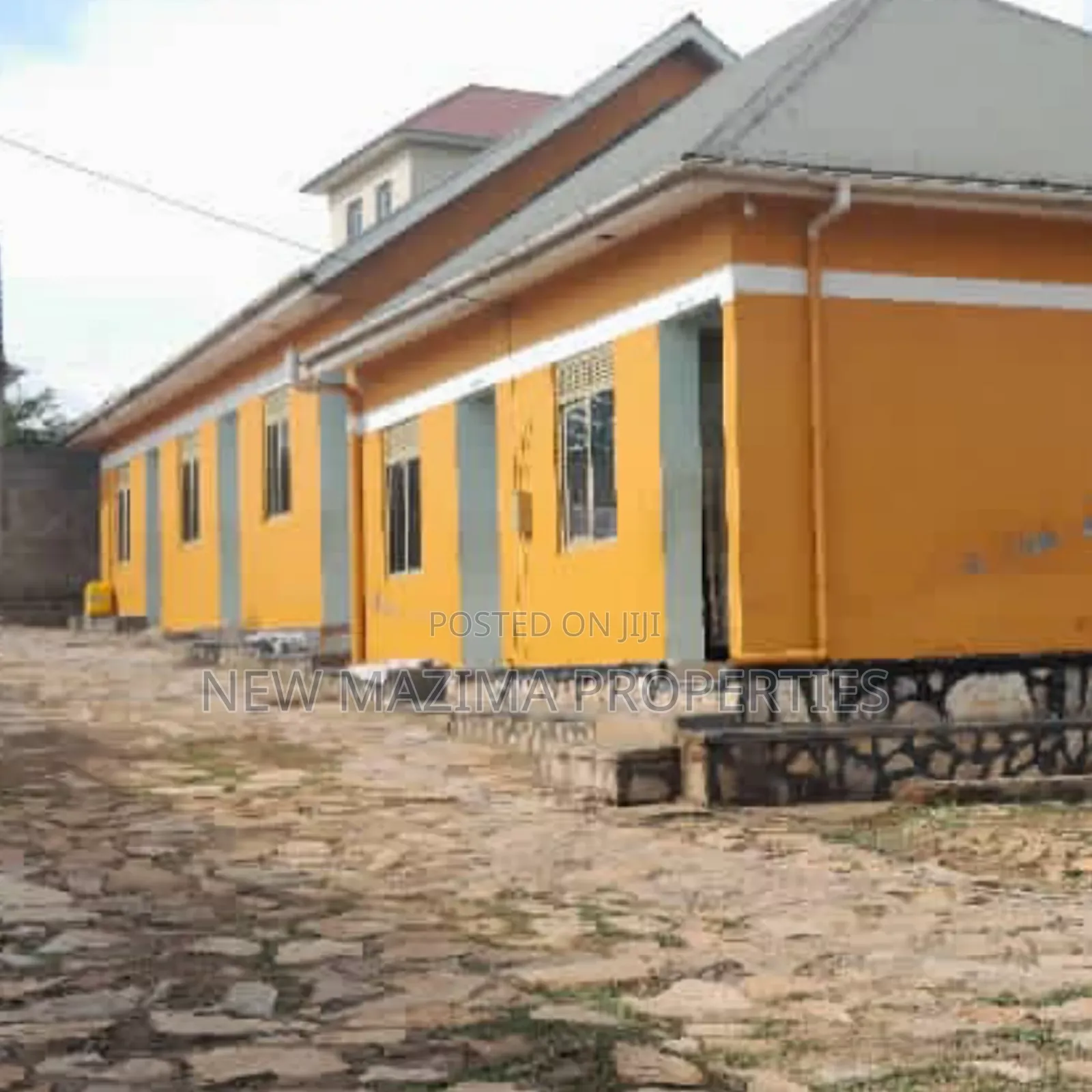Very Busy Guest House Of Over 10 Selfcontained Guest Rooms Oquicksale in Central Division