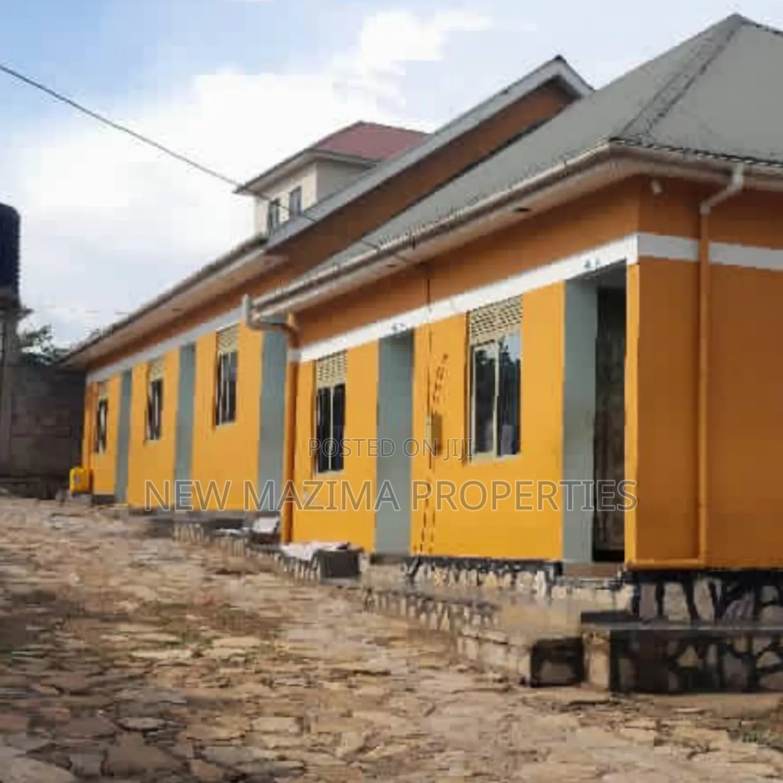 Very Busy Guest House Of Over 10 Selfcontained Guest Rooms Oquicksale in Central Division