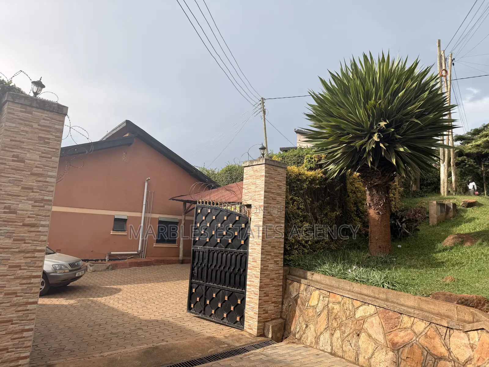 5bdrm House in Mbuya, Central Division for sale in Central Division