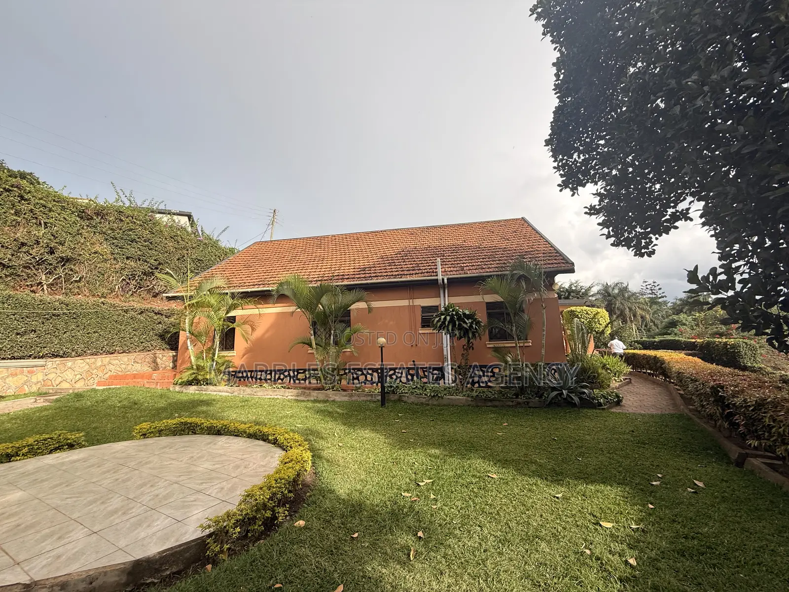 5bdrm House in Mbuya, Central Division for sale in Central Division