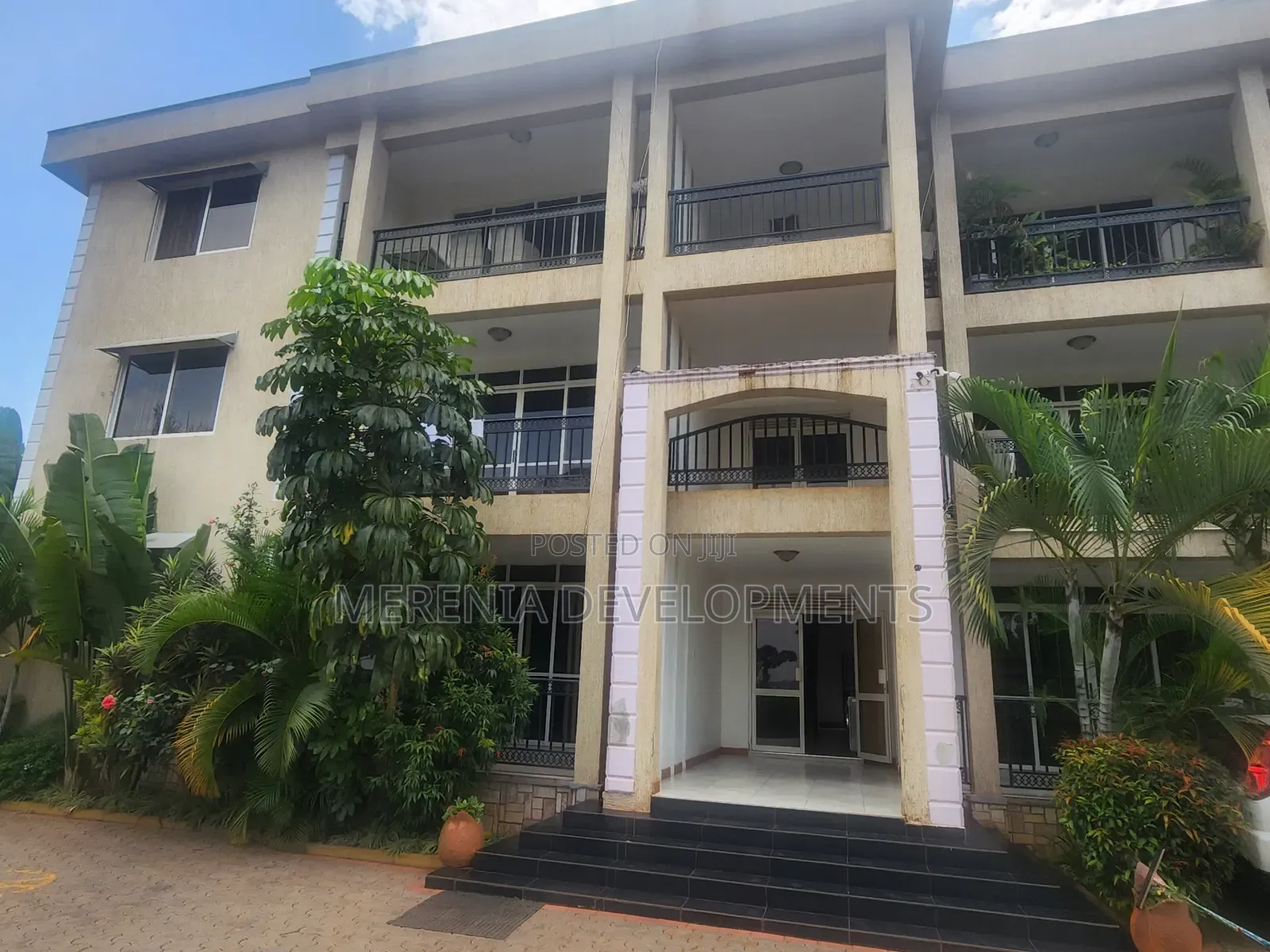 3bdrm Apartment in Muyenga, Makindye for rent in Makindye