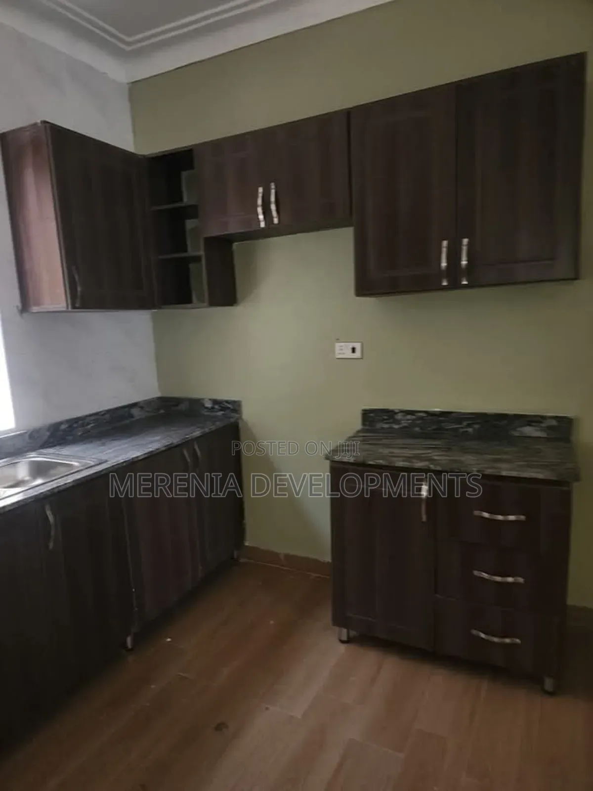 3bdrm Apartment in Muyenga, Makindye for rent in Makindye