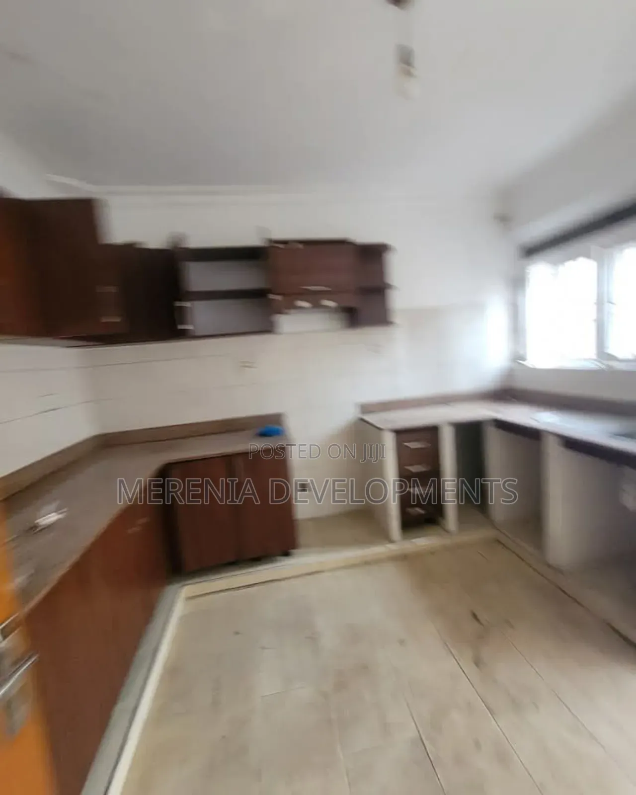 4bdrm House in Bugoloobi, Central Division for rent in Central Division