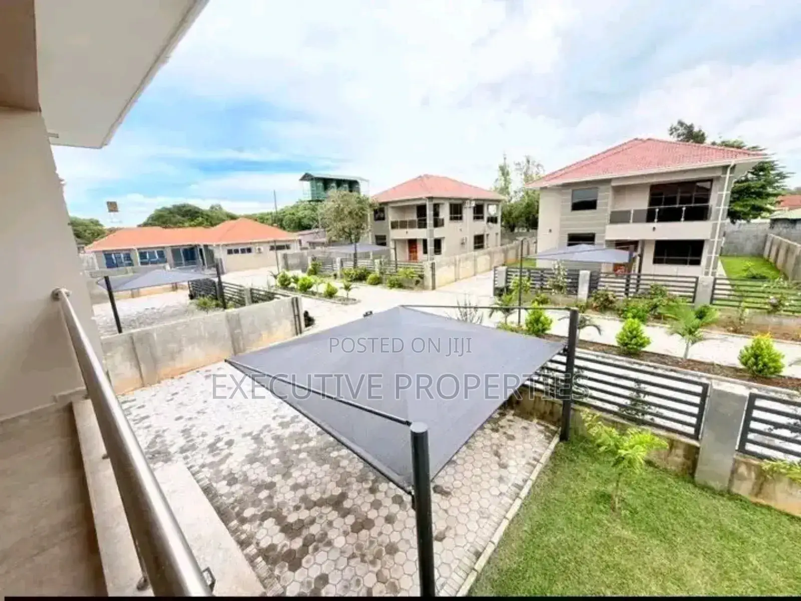 3bdrm Villa in Muyenga, Central Division for rent in Central Division