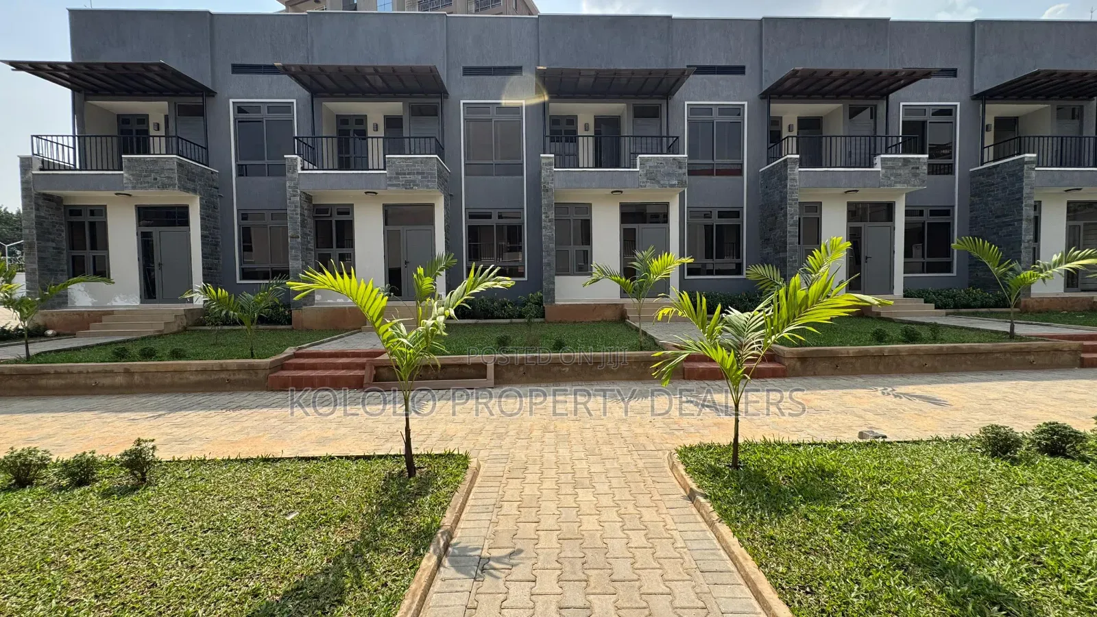 4bdrm Townhouse / Terrace in Bugolobi, Central Division for rent in Central Division