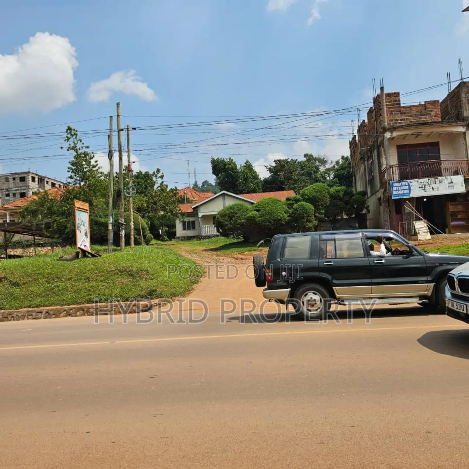 Commercial Plot for Sale in Seguku Town Along Entebbe Road. in Ssabagabo-Makindye