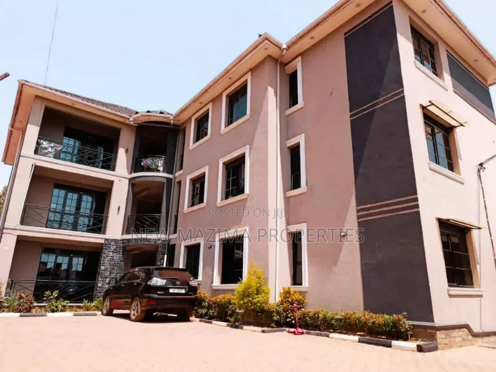 11bdrm Block of Flats in Namugongo, Central Division for sale in Central Division