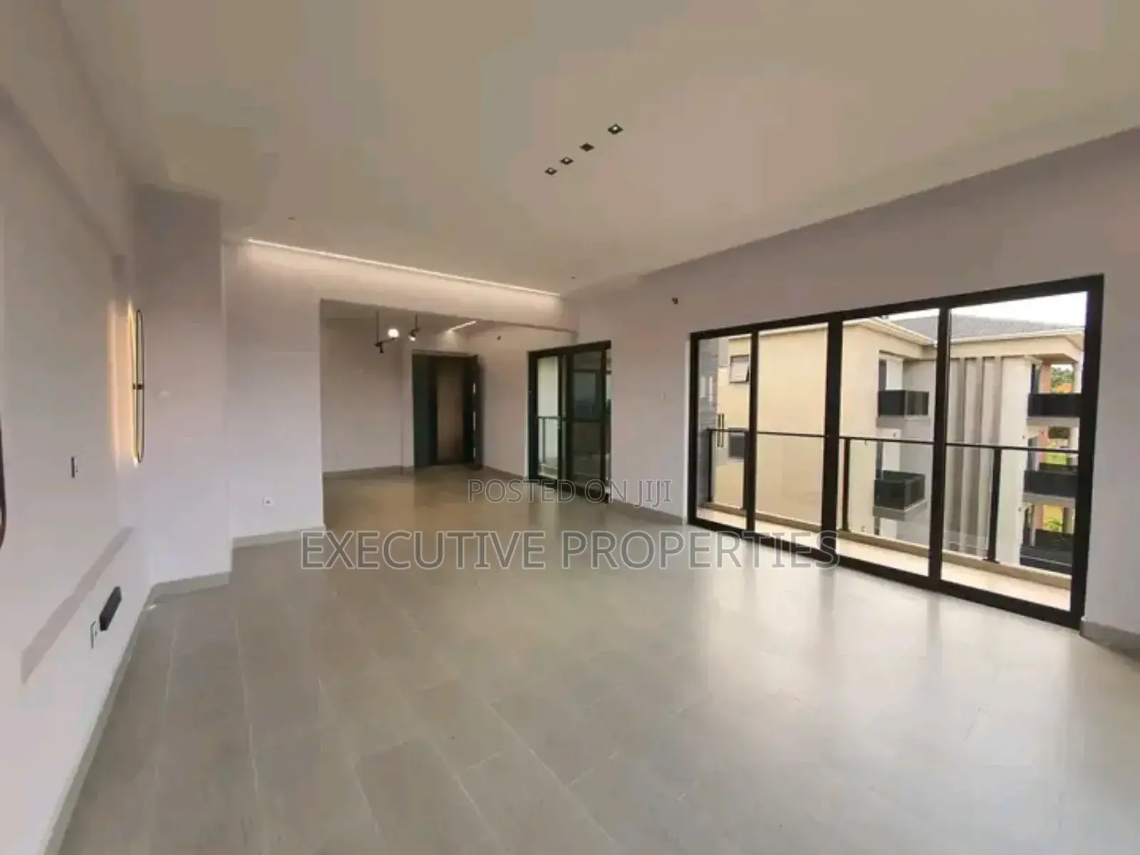 2bdrm Apartment in Kulambiro, Central Division for rent in Central Division