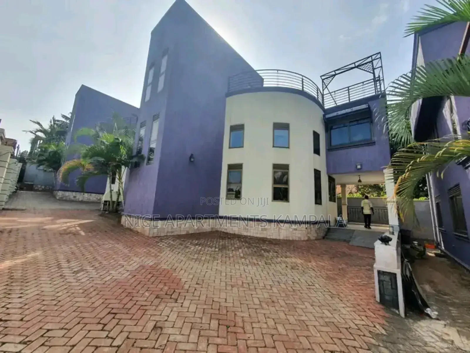 4bdrm Villa in Muyenga, Central Division for rent in Central Division
