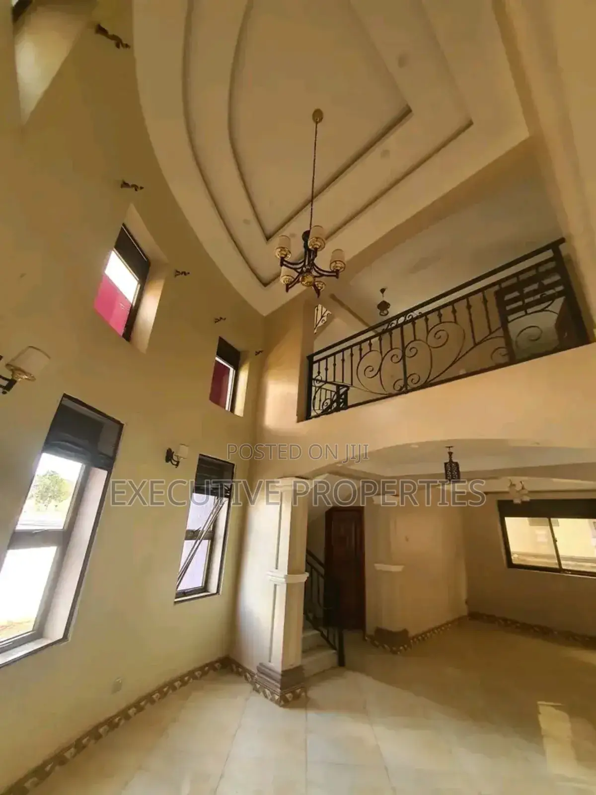 4bdrm Villa in Muyenga, Central Division for rent in Central Division