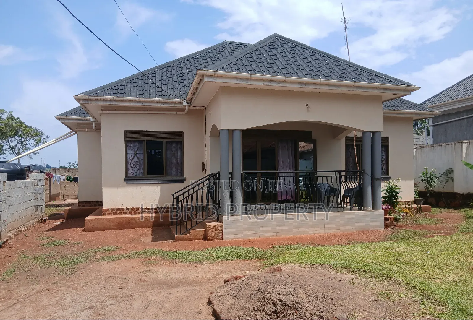 5bdrm House in Wakiso~Kavumba Along for sale in Wakiso / Wakiso