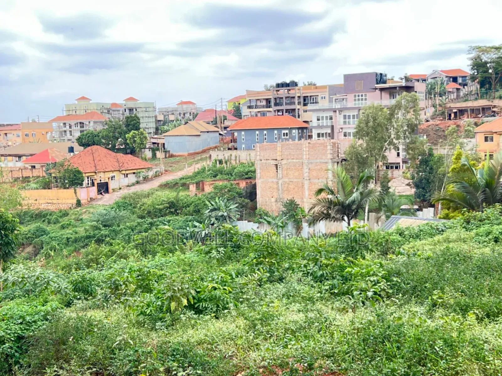 100*100ft Plot of Land in Kira Town in Central Division