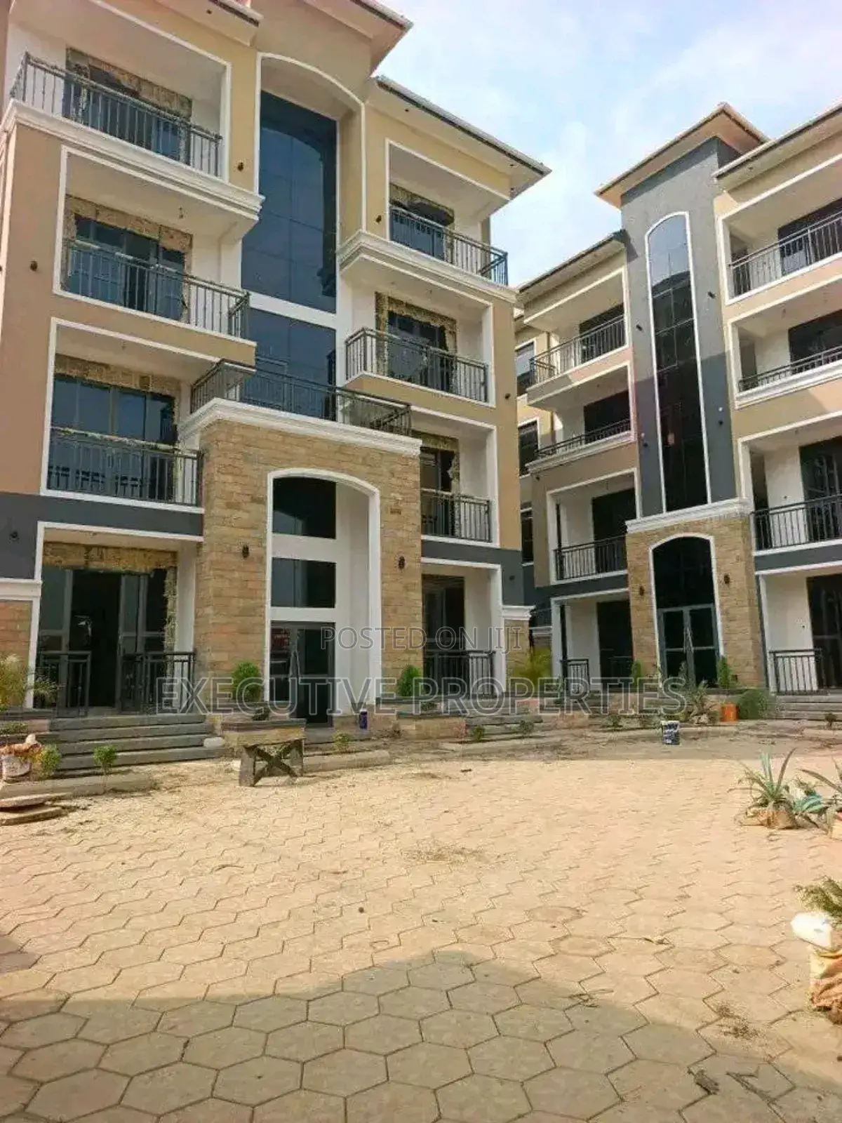2bdrm Apartment in Muyenga, Central Division for rent in Central Division