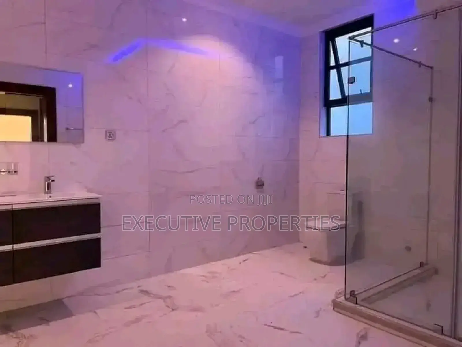 4bdrm Duplex in Mbuya, Central Division for rent in Central Division