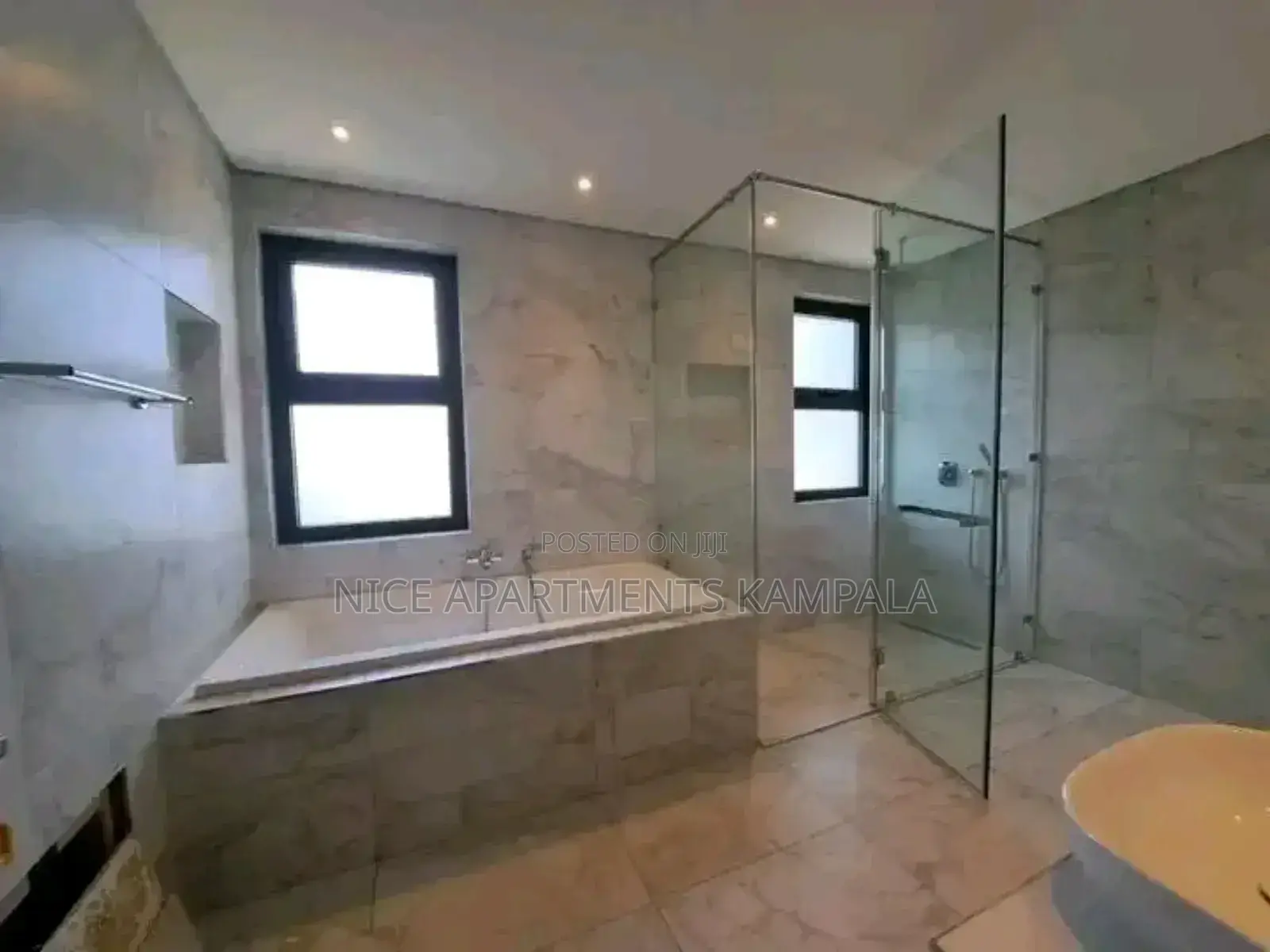 3bdrm Maisonette in Muyenga Tank Hill, Central Division for rent in Central Division
