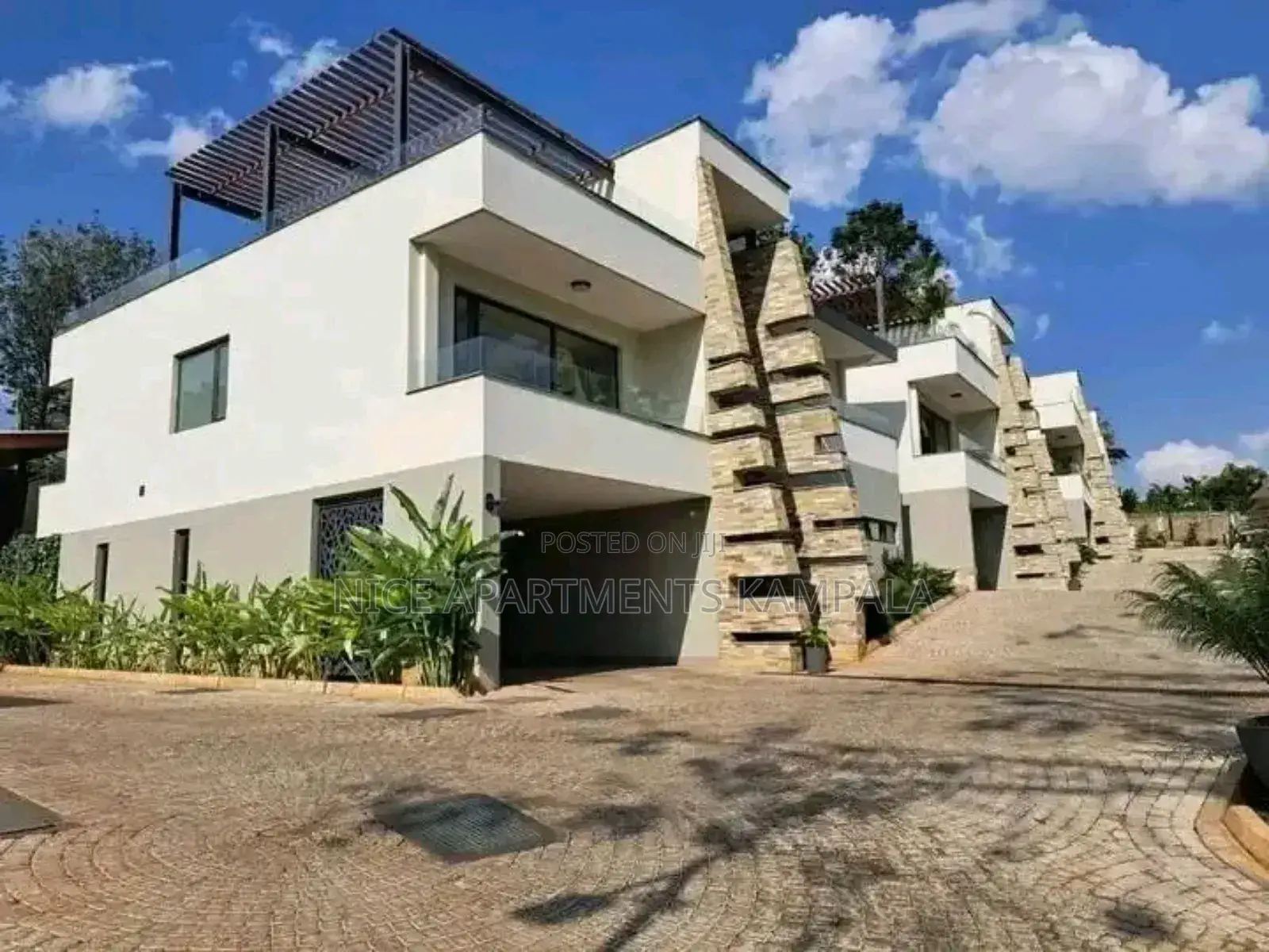 3bdrm Maisonette in Muyenga Tank Hill, Central Division for rent in Central Division