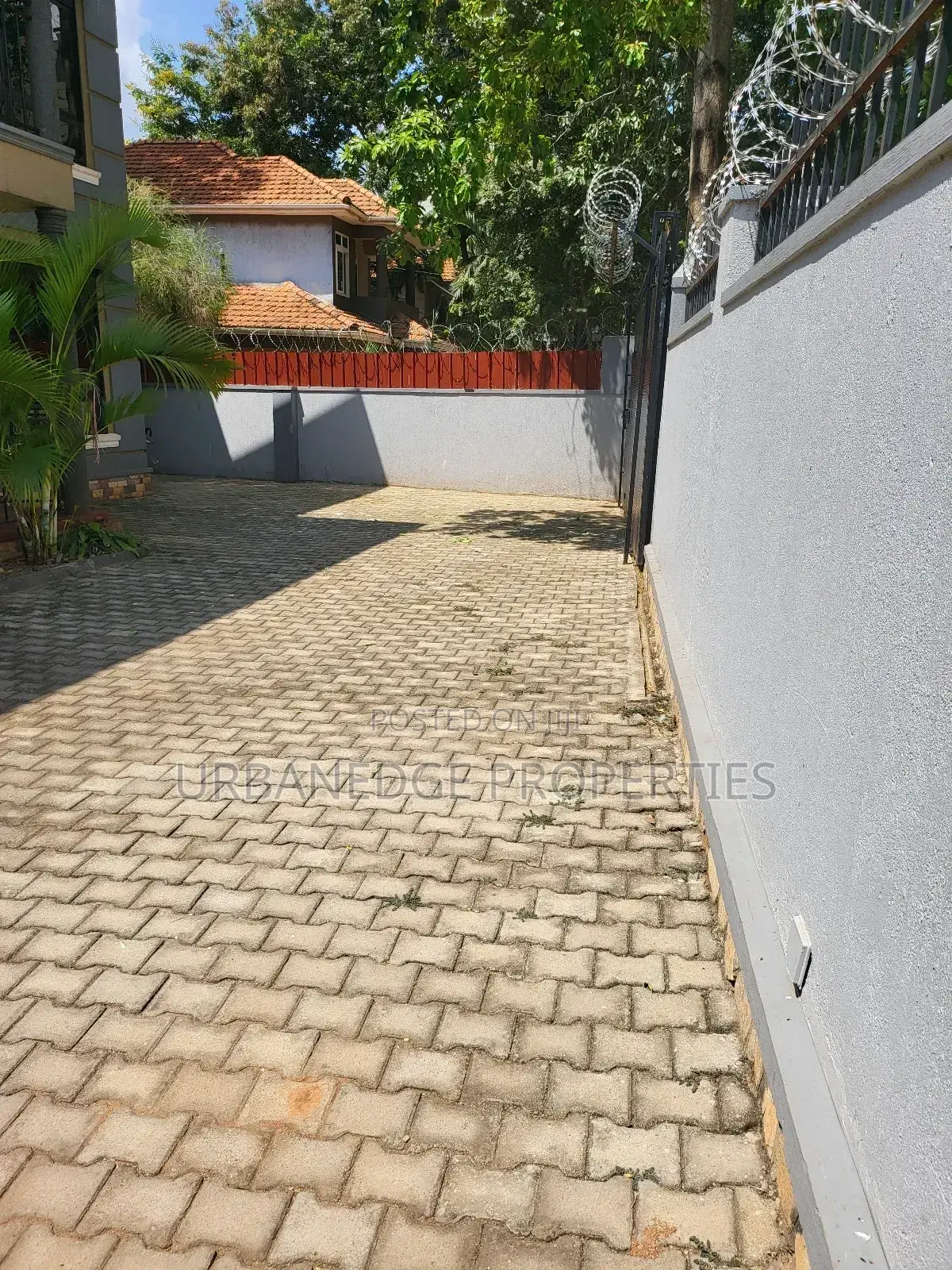 5bdrm House in Muyenga Bukasa, Central Division for rent in Central Division