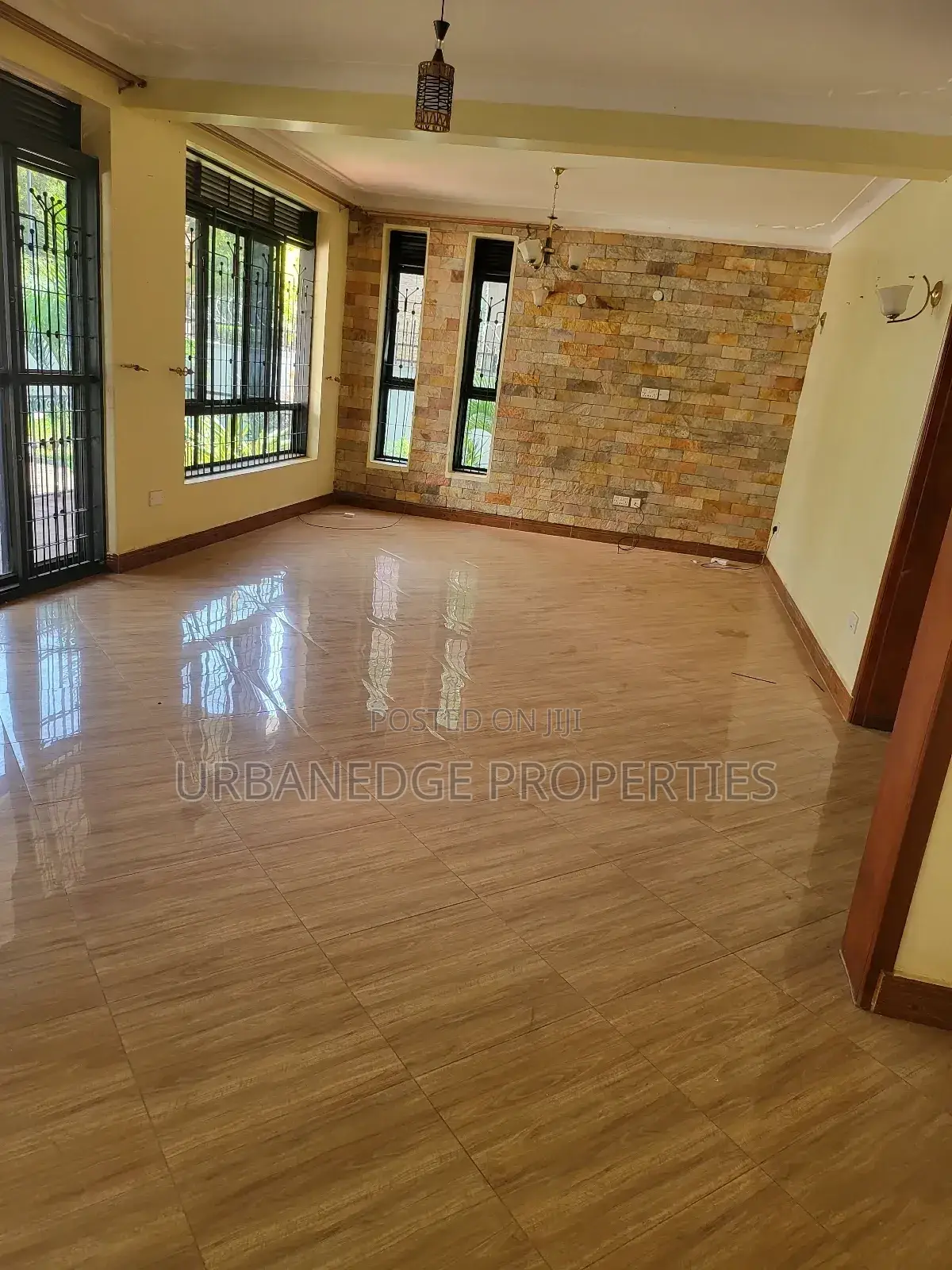 5bdrm House in Muyenga Bukasa, Central Division for rent in Central Division