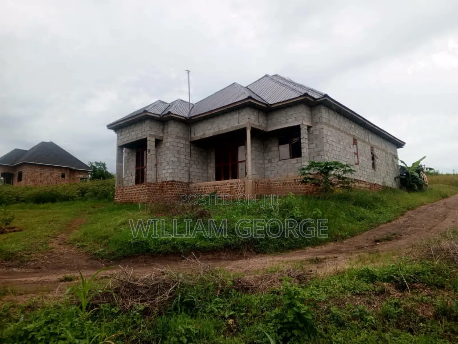 4bdrm House in Banda Estate, Busukuma for sale in Busukuma