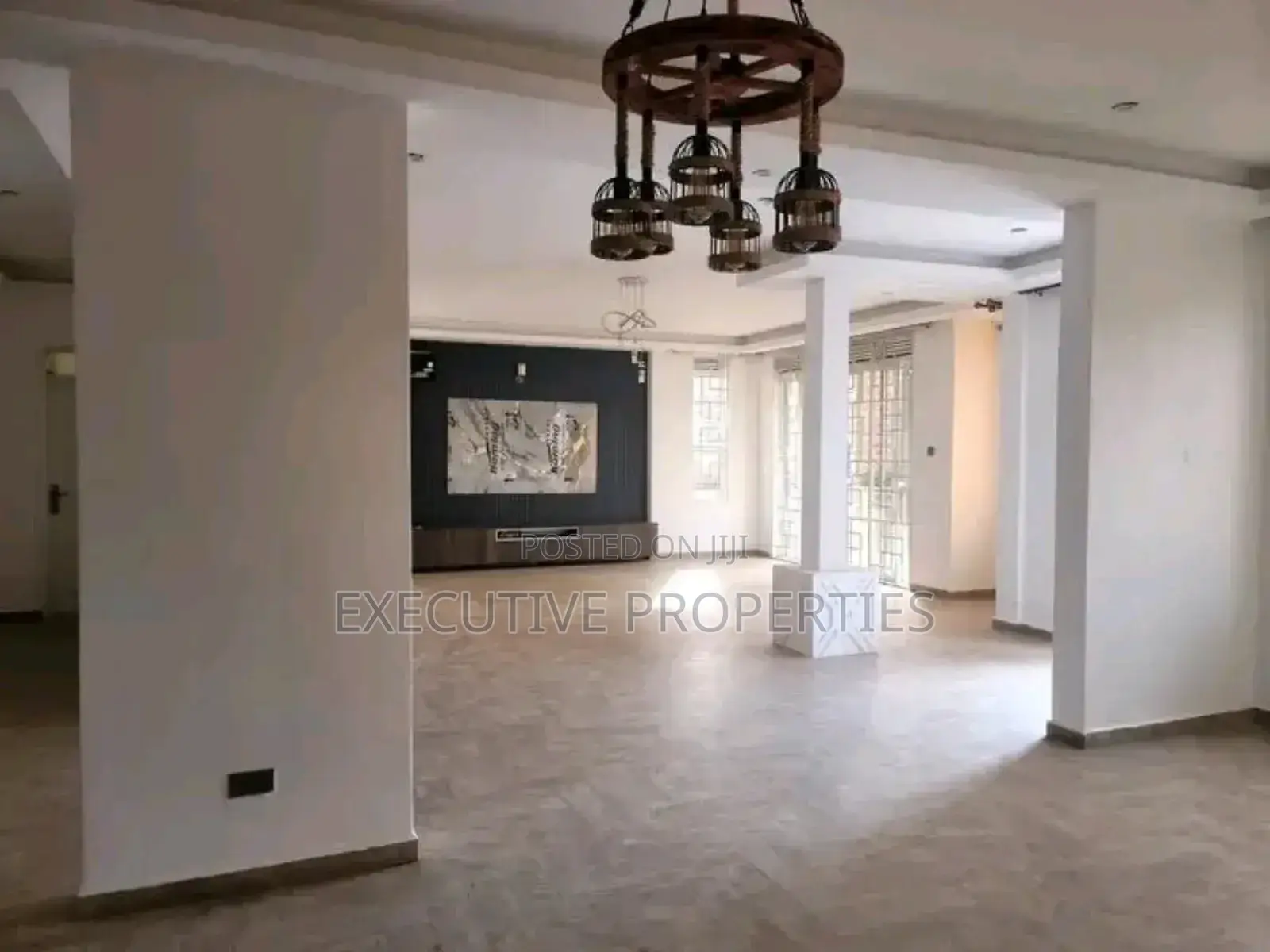 5bdrm Duplex in Kyanja Kungu, Central Division for sale in Central Division