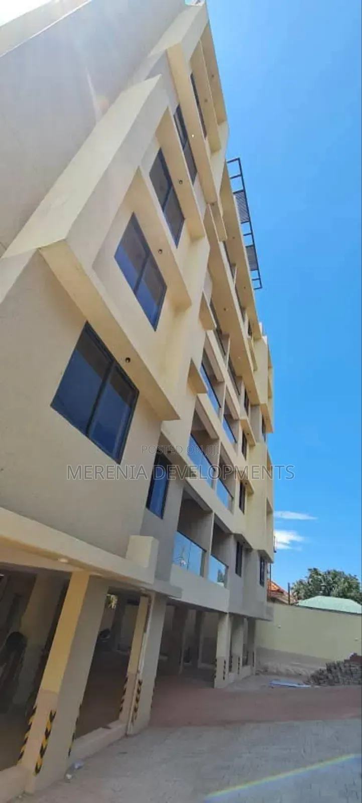 3bdrm Apartment in Naguru, Nakawa for sale in Nakawa