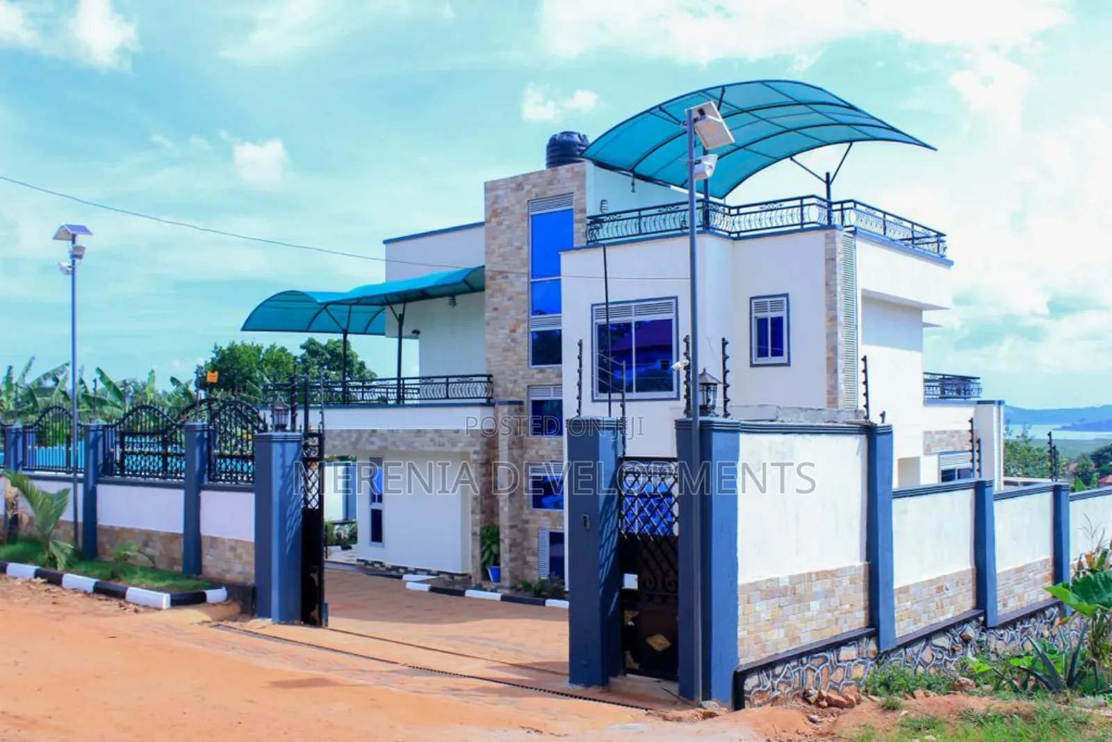 5bdrm House in Busabala, Wakiso / Wakiso for sale in Wakiso / Wakiso