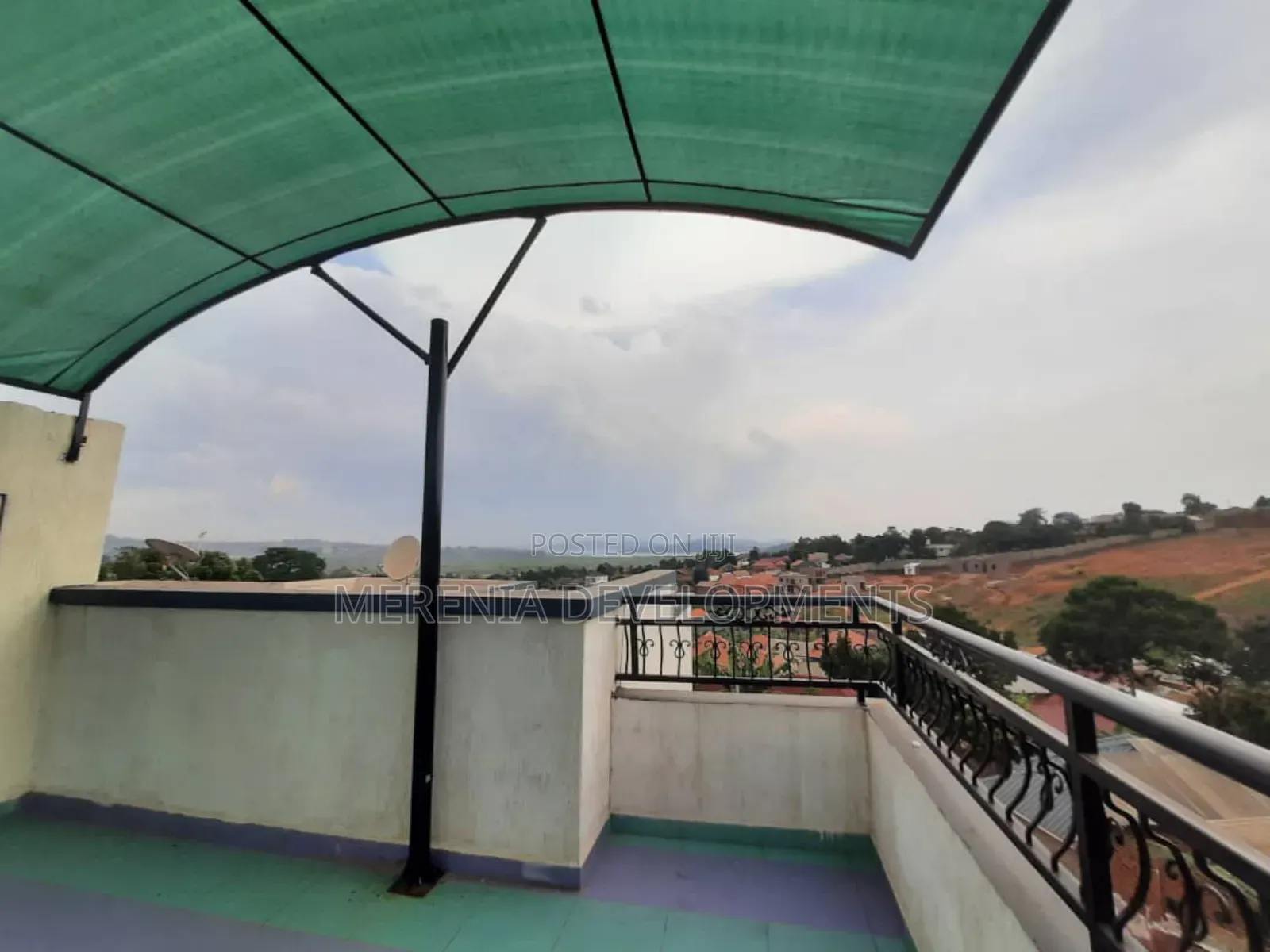 5bdrm House in Busabala, Wakiso / Wakiso for sale in Wakiso / Wakiso