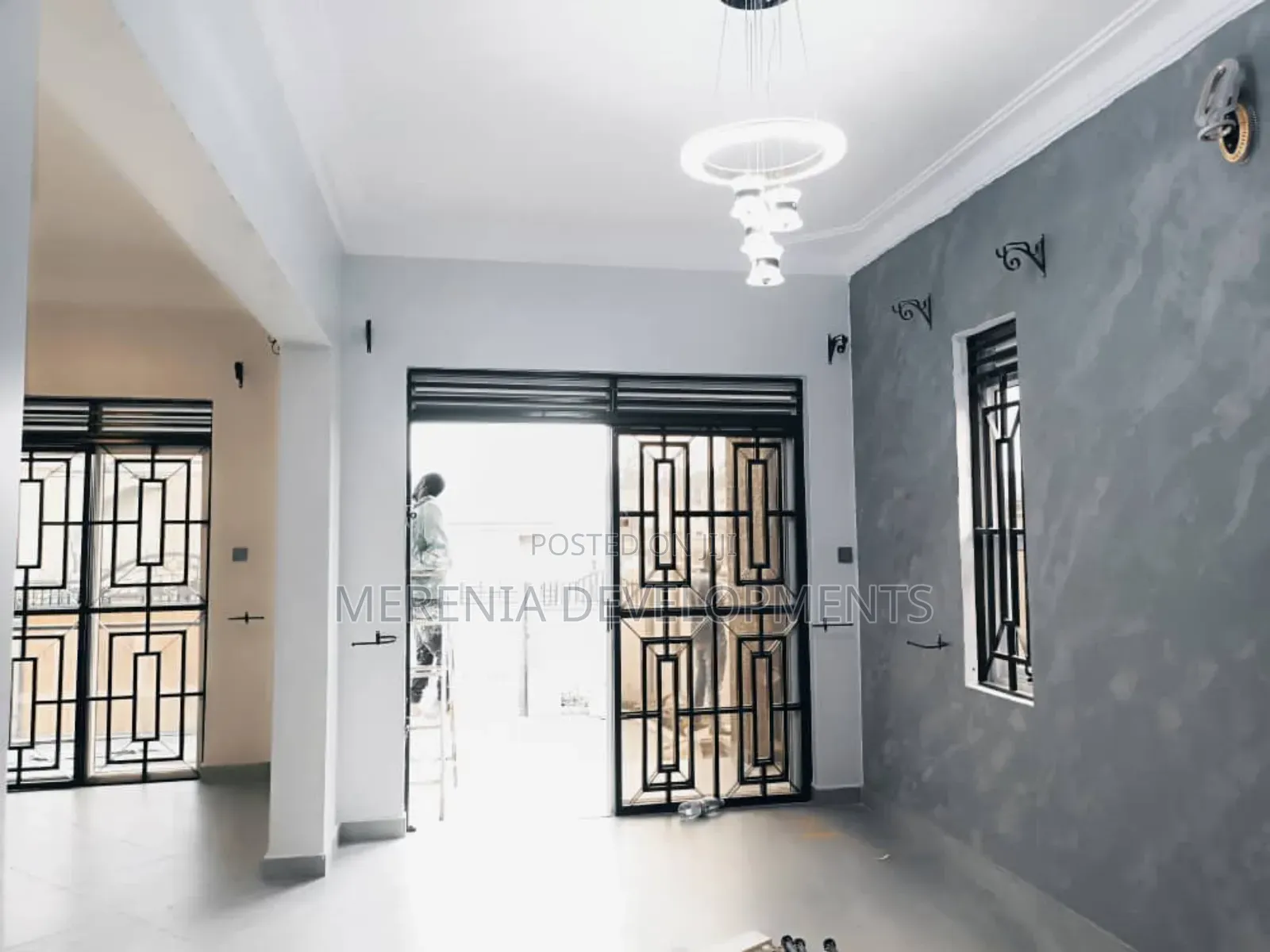 5bdrm House in Kira for sale in Kira