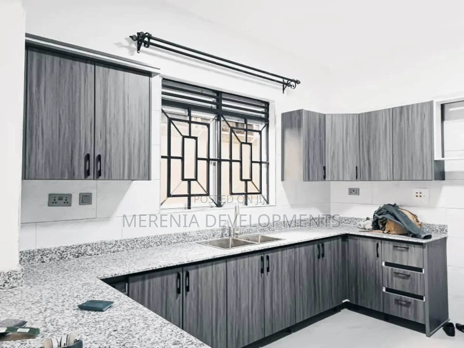 5bdrm House in Kira for sale in Kira